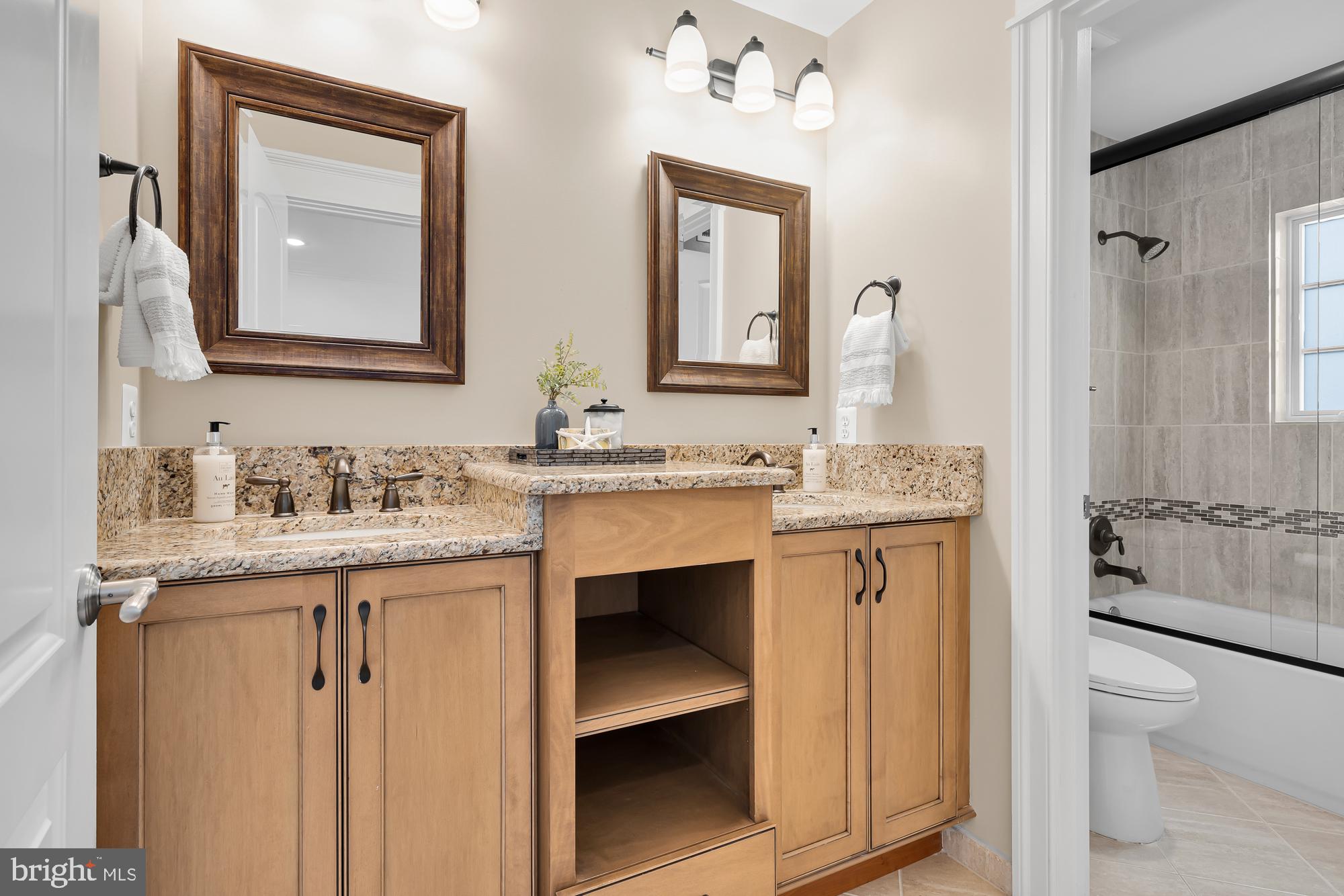 DOUGLAS ESTATES - Residential