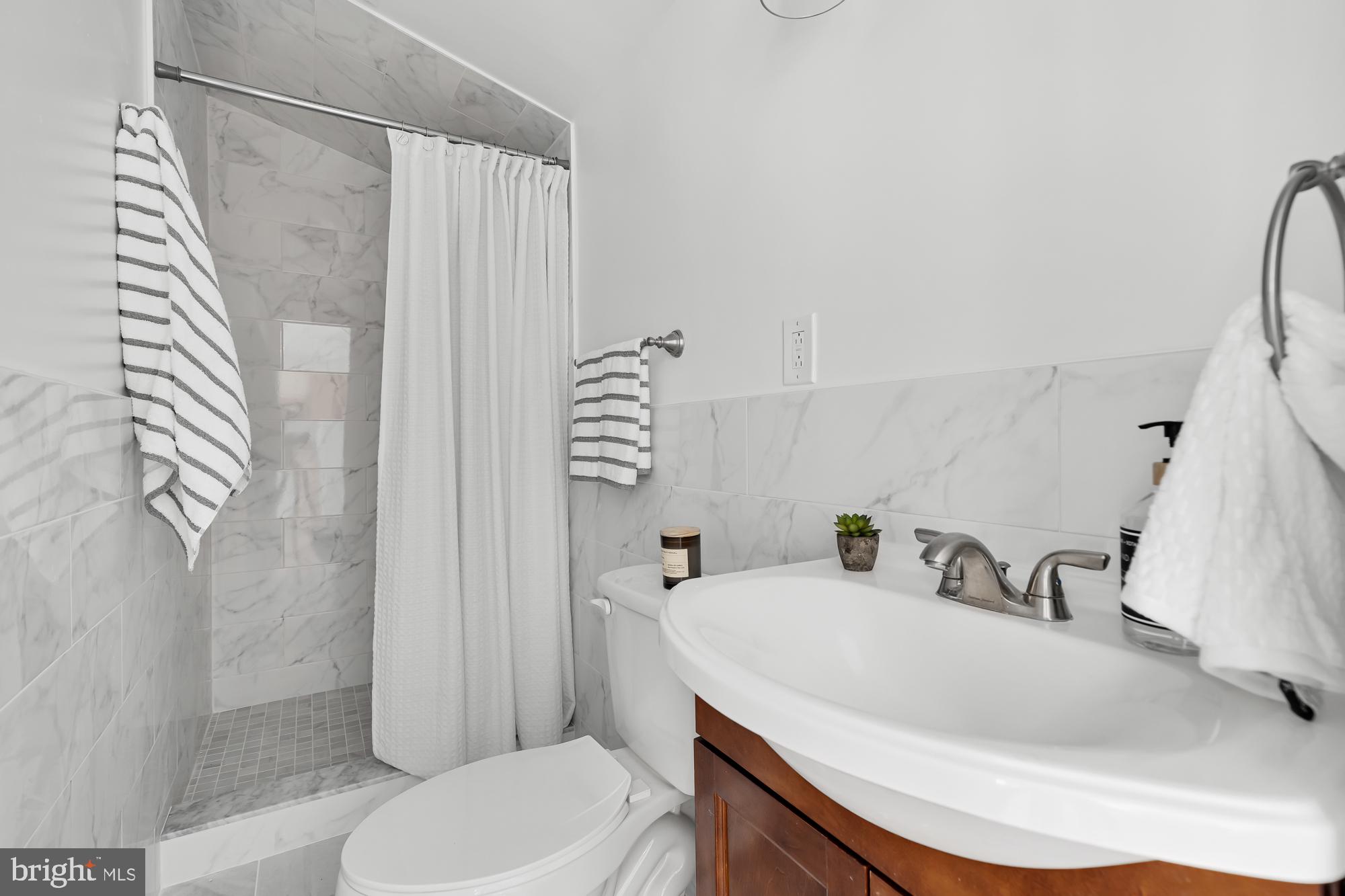 DOUGLAS ESTATES - Residential