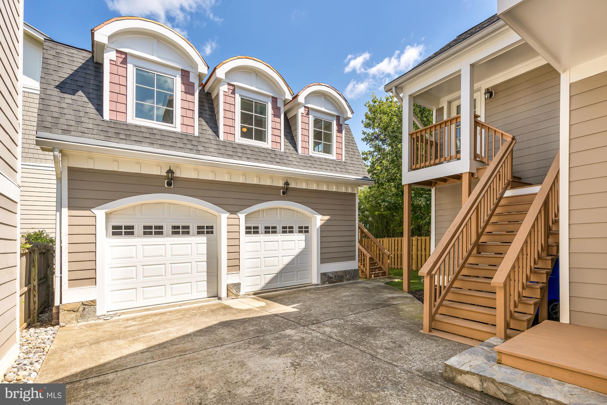 DOUGLAS ESTATES - Residential