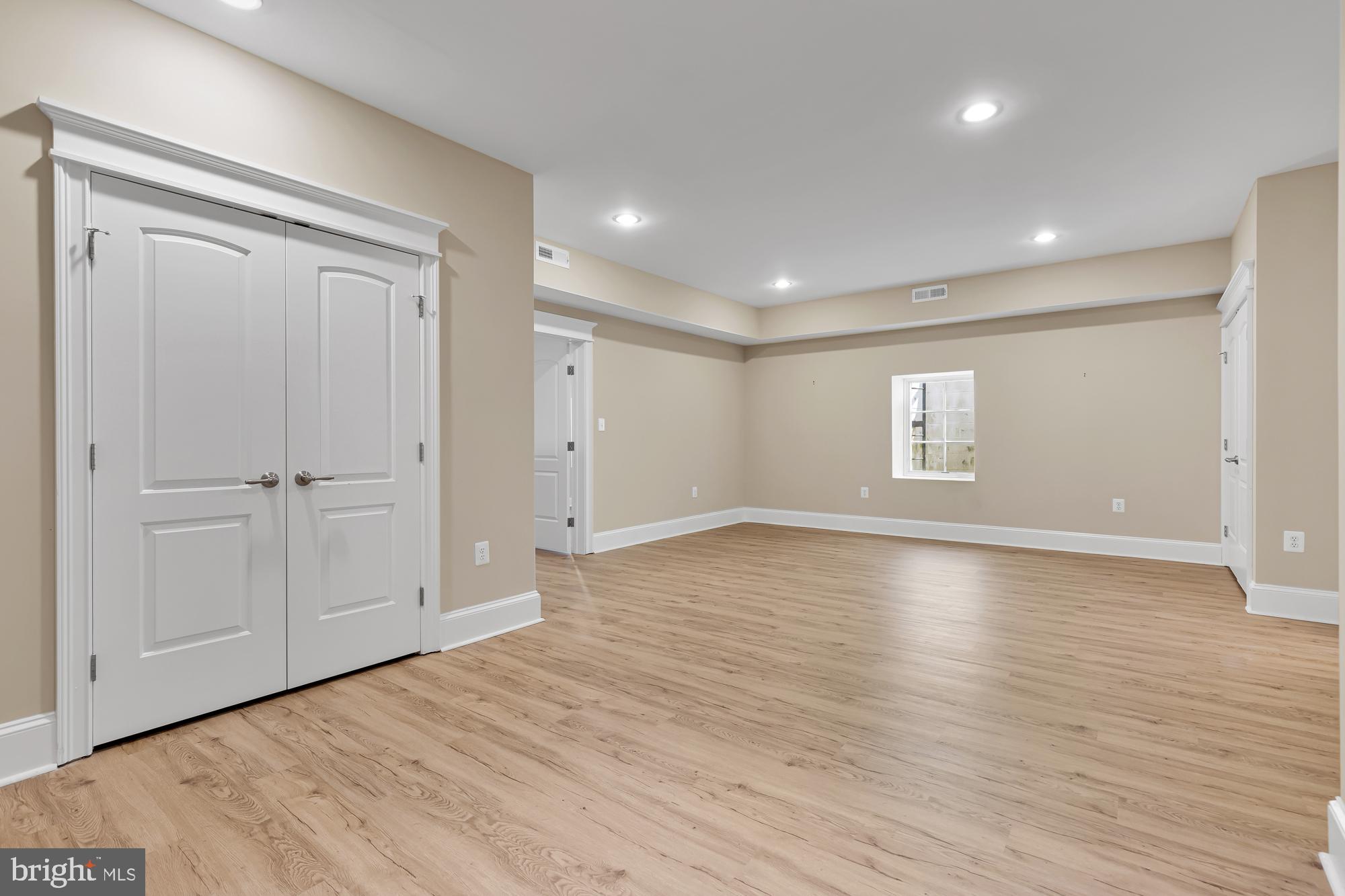 DOUGLAS ESTATES - Residential