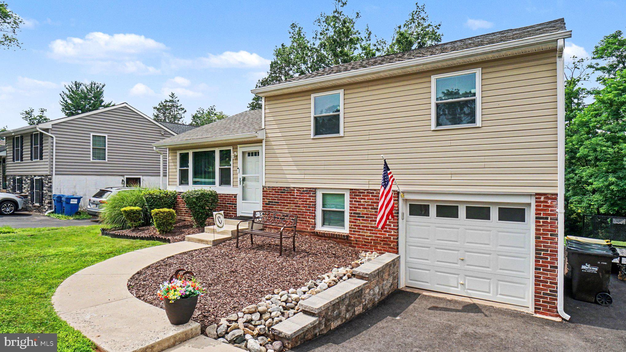 493 ADRIAN ROAD