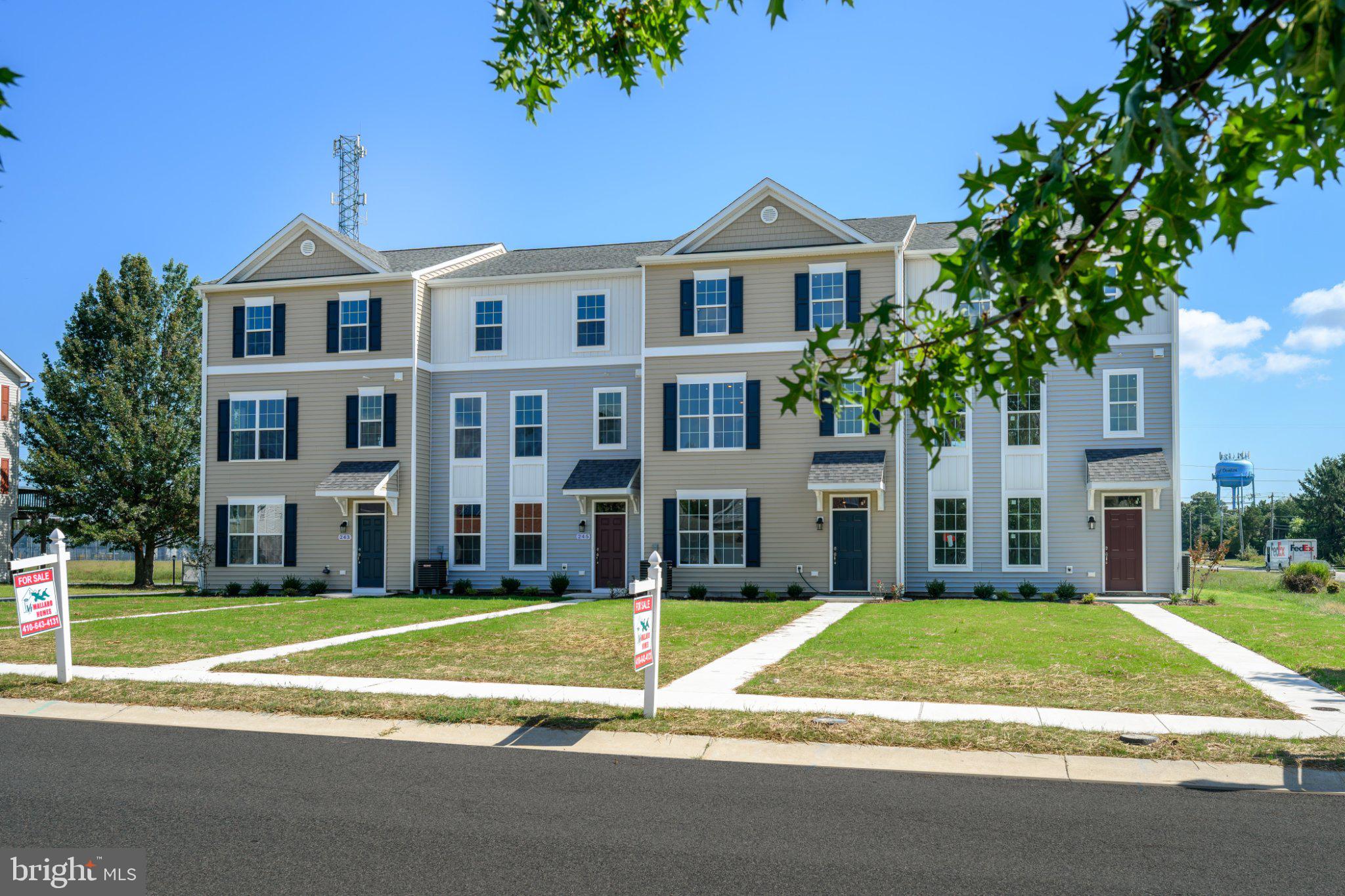 245 BRIARWOOD CIRCLE
