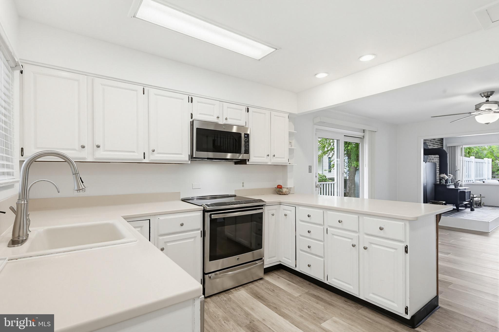 PONDER COVE BEACH - Residential