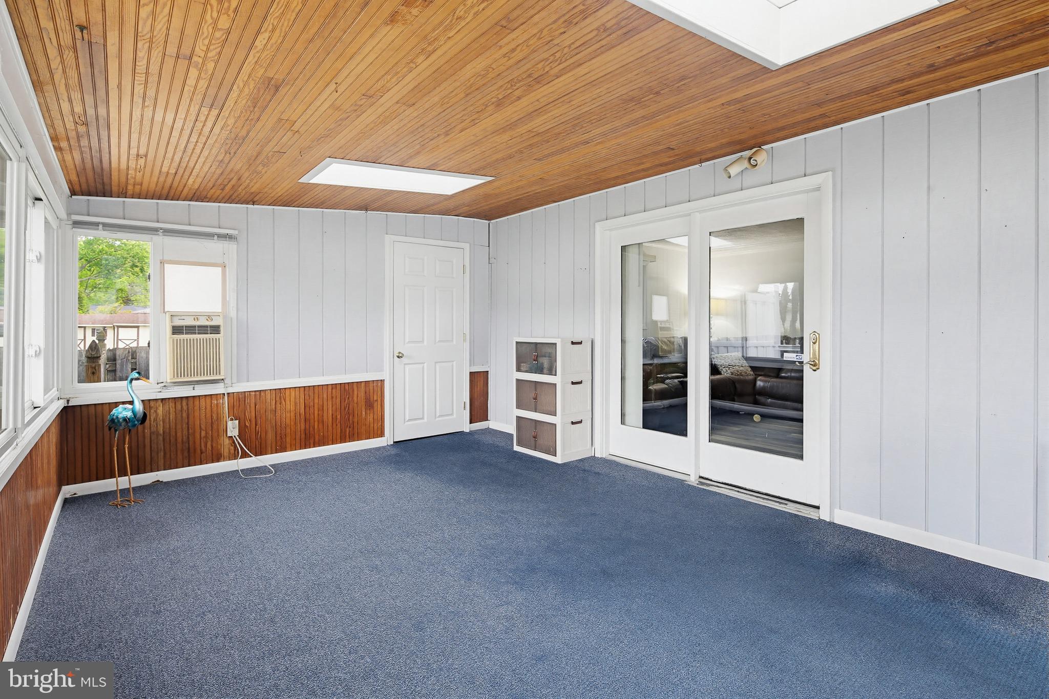 PONDER COVE BEACH - Residential