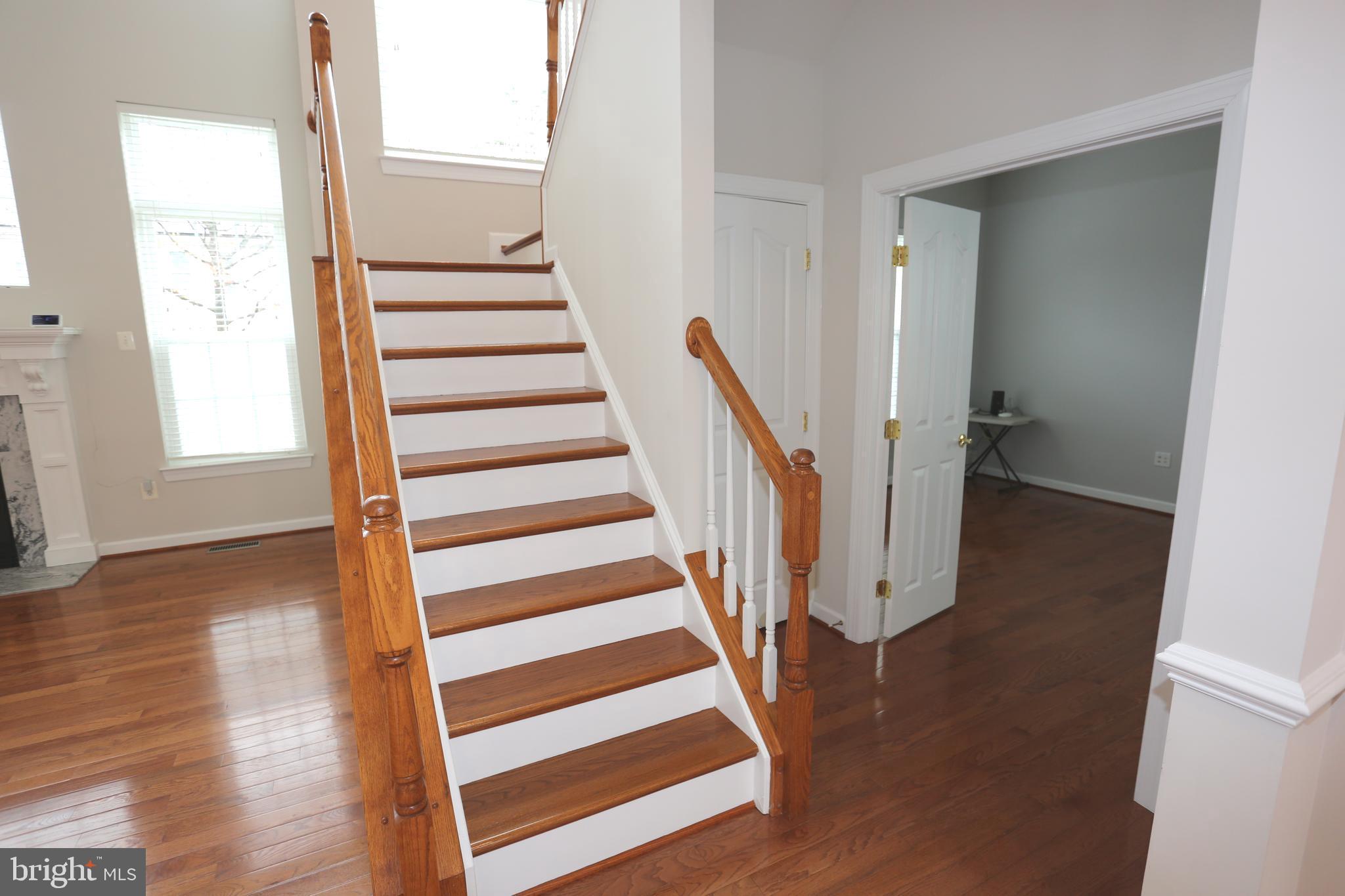 POTOMAC OAKS - Residential