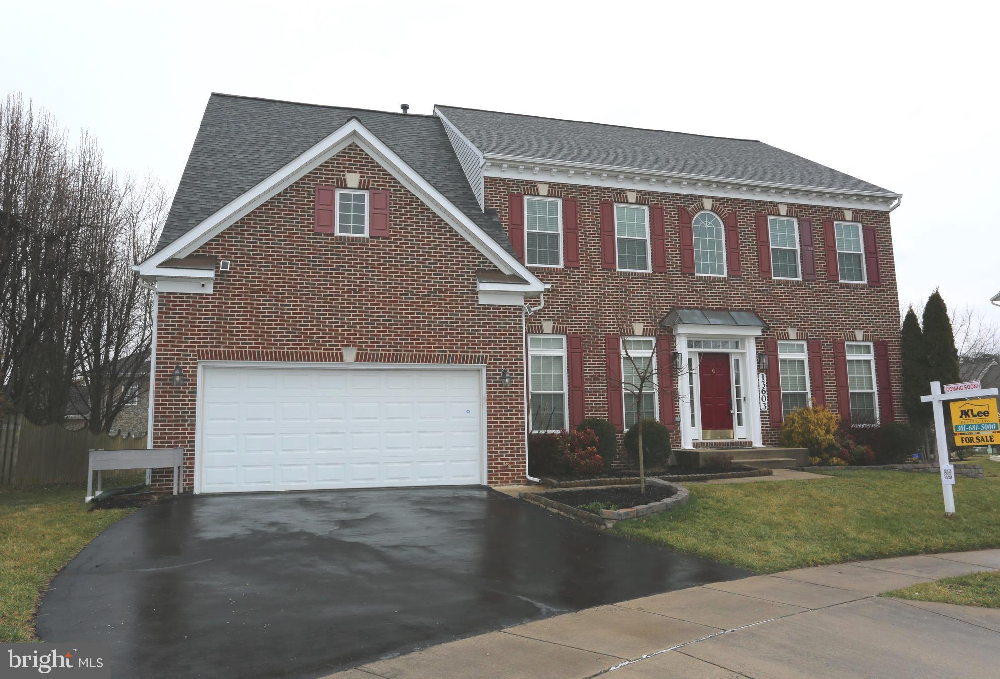 POTOMAC OAKS - Residential