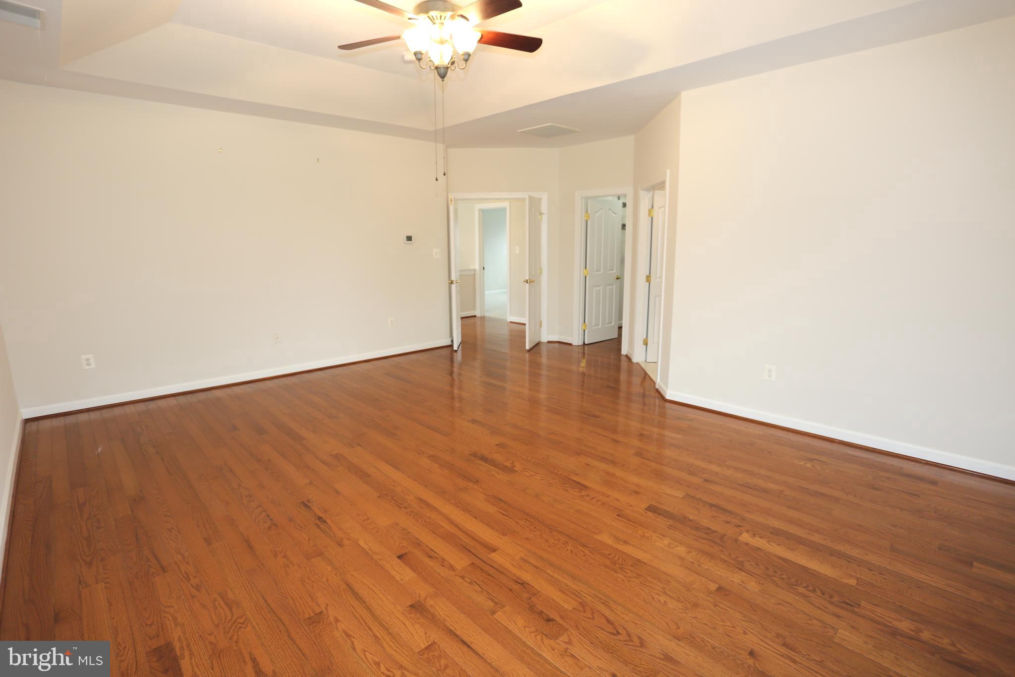 POTOMAC OAKS - Residential