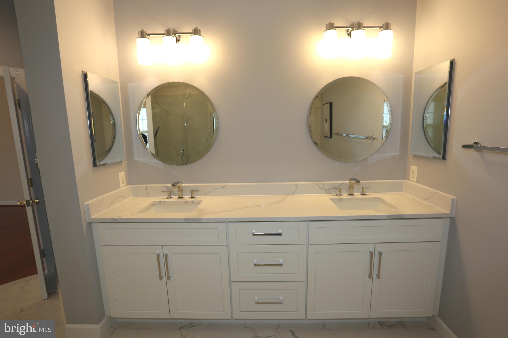 POTOMAC OAKS - Residential