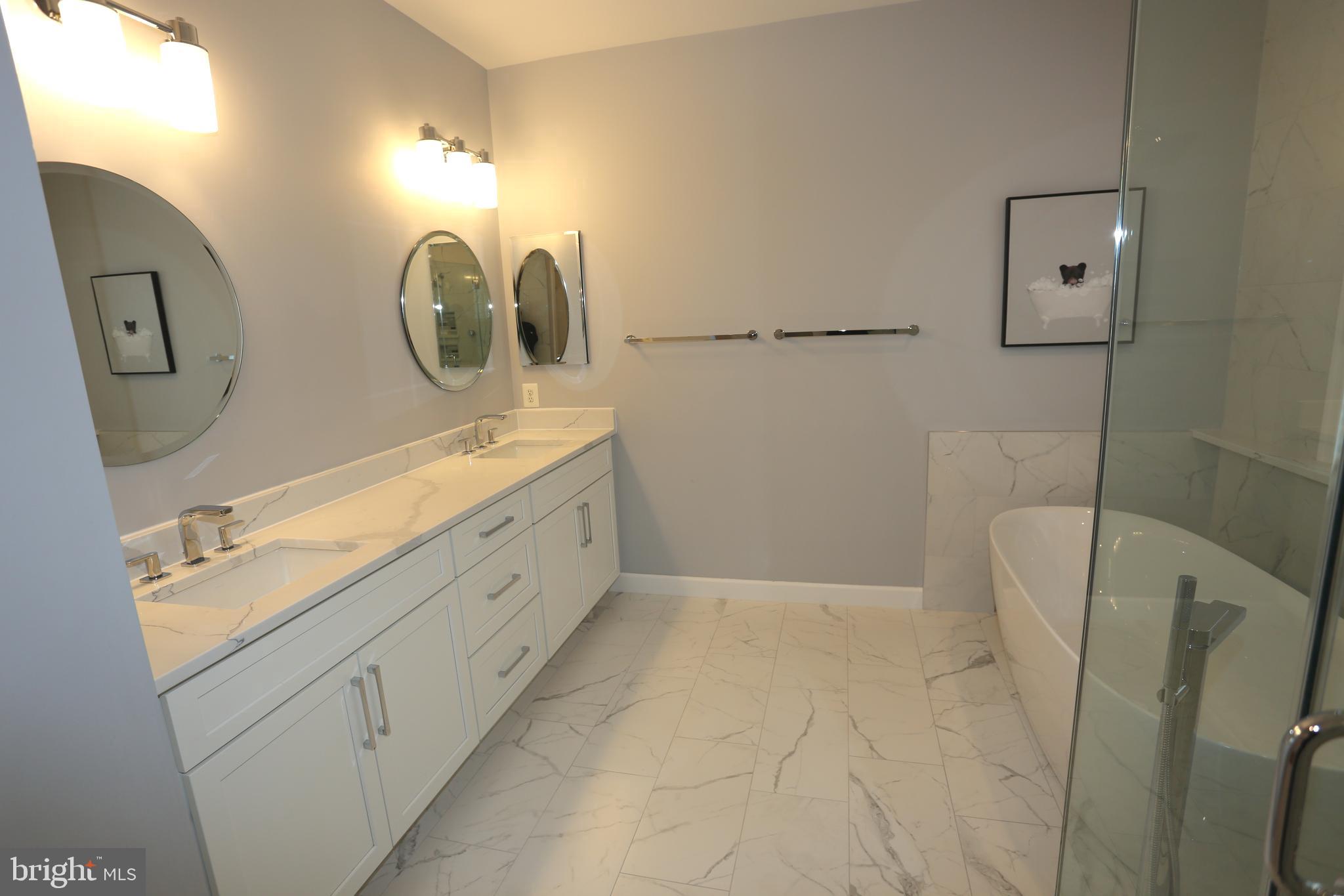 POTOMAC OAKS - Residential