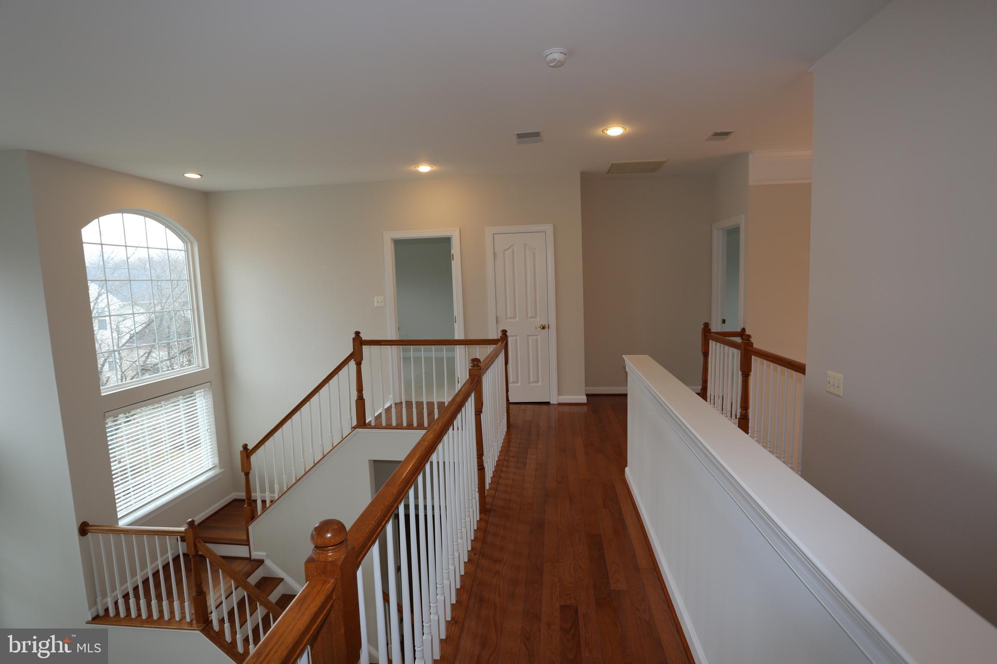 POTOMAC OAKS - Residential