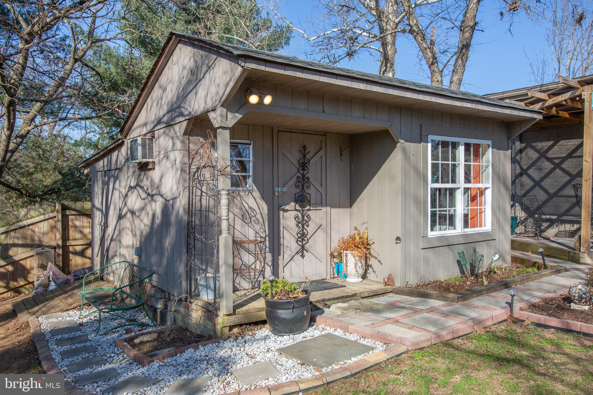 NORMANDY VILLAGE - Residential