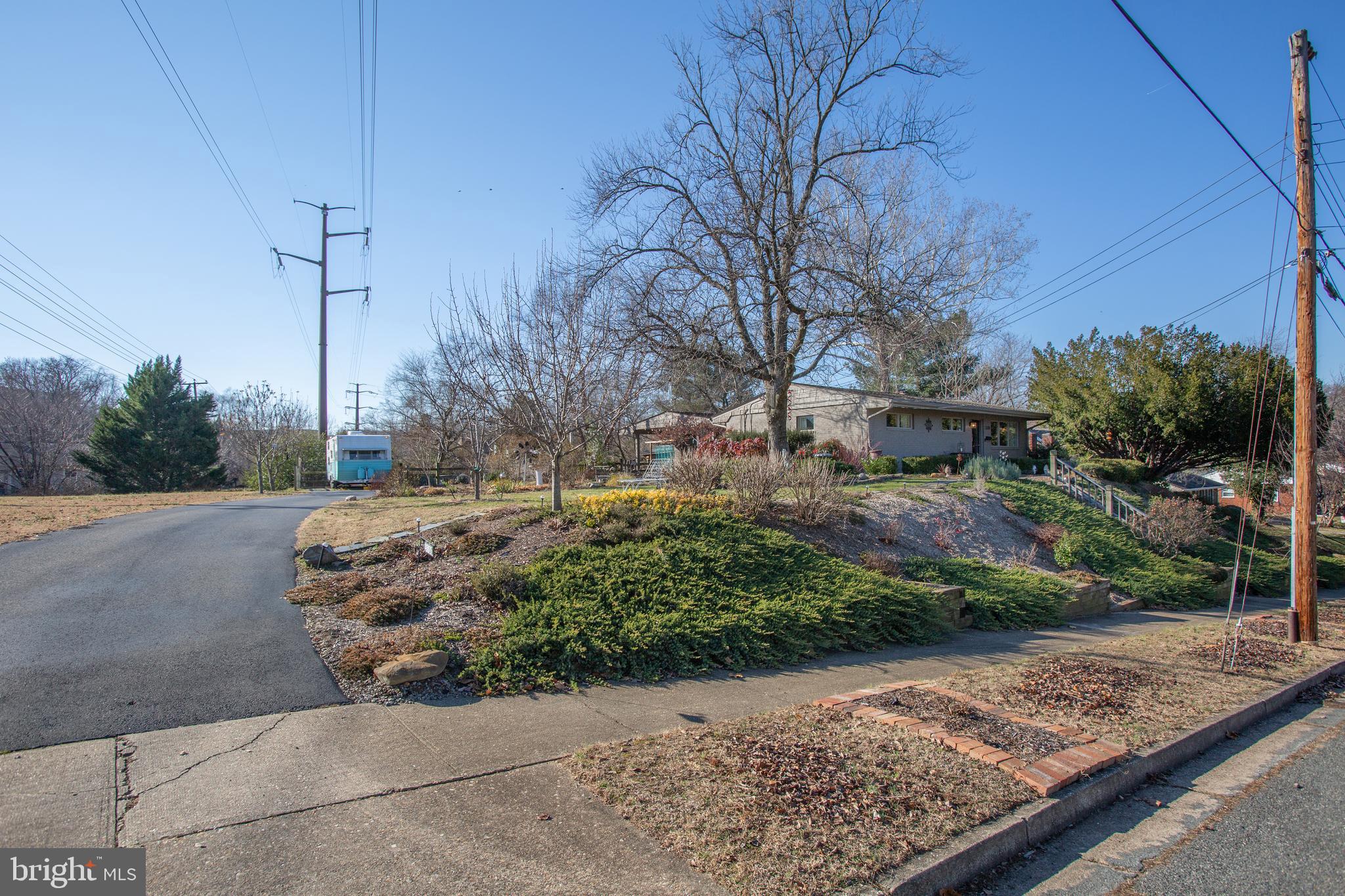 NORMANDY VILLAGE - Residential