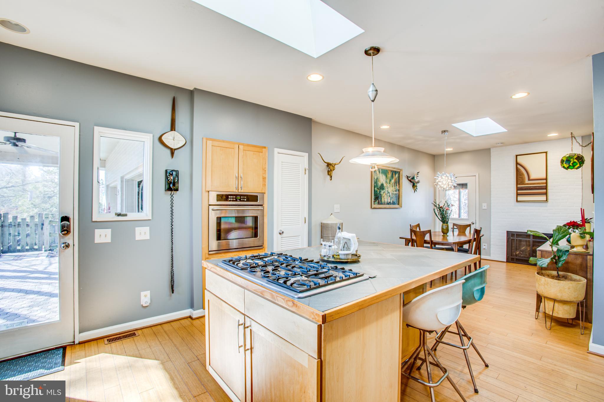 NORMANDY VILLAGE - Residential