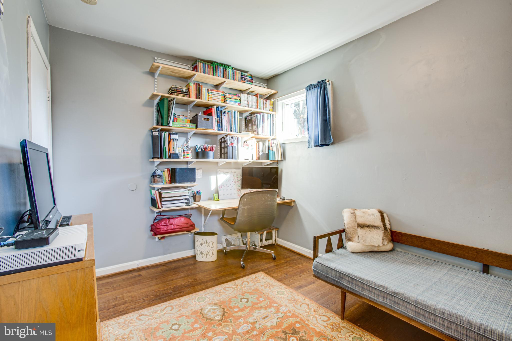 NORMANDY VILLAGE - Residential