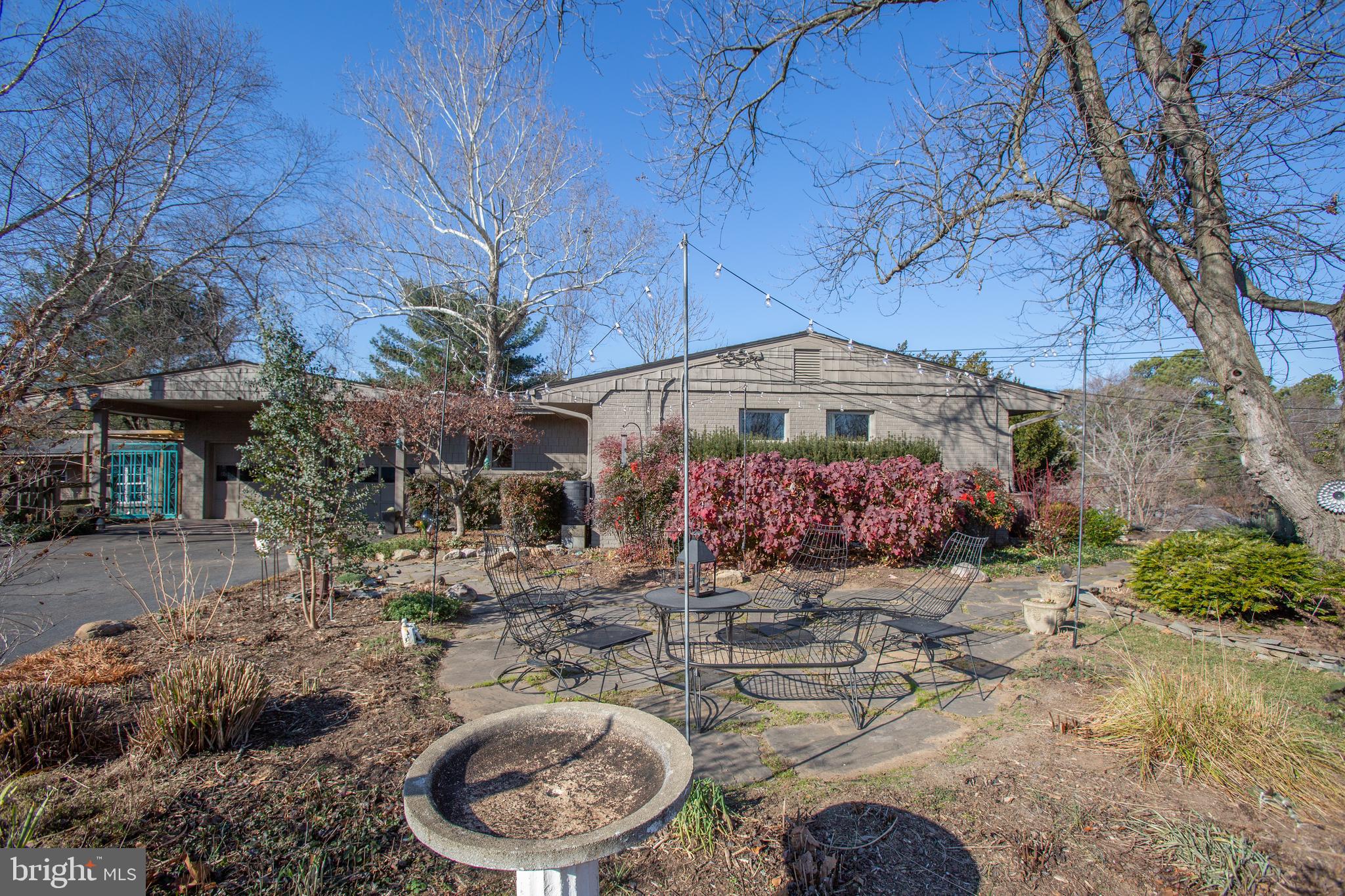 NORMANDY VILLAGE - Residential