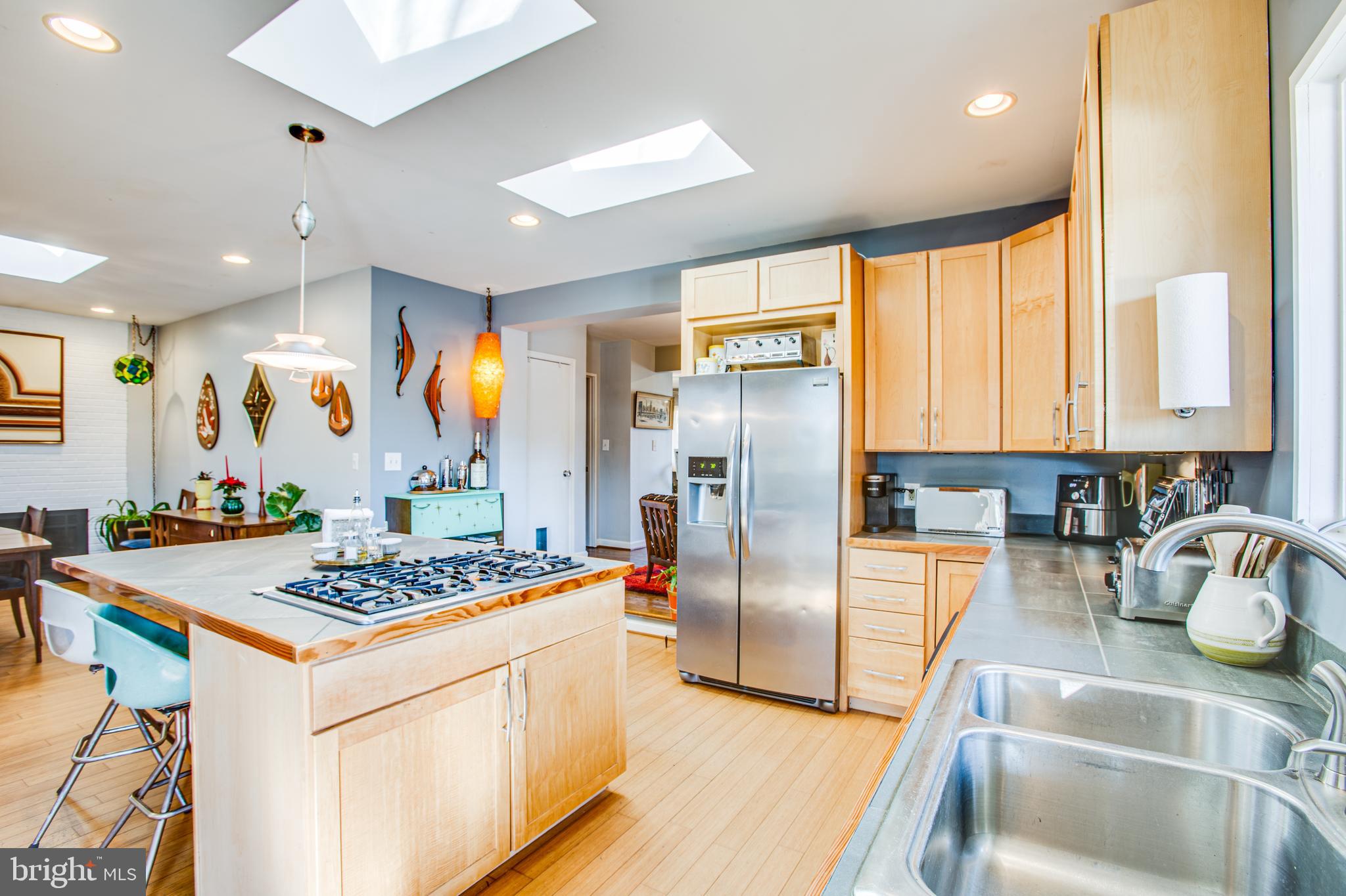 NORMANDY VILLAGE - Residential