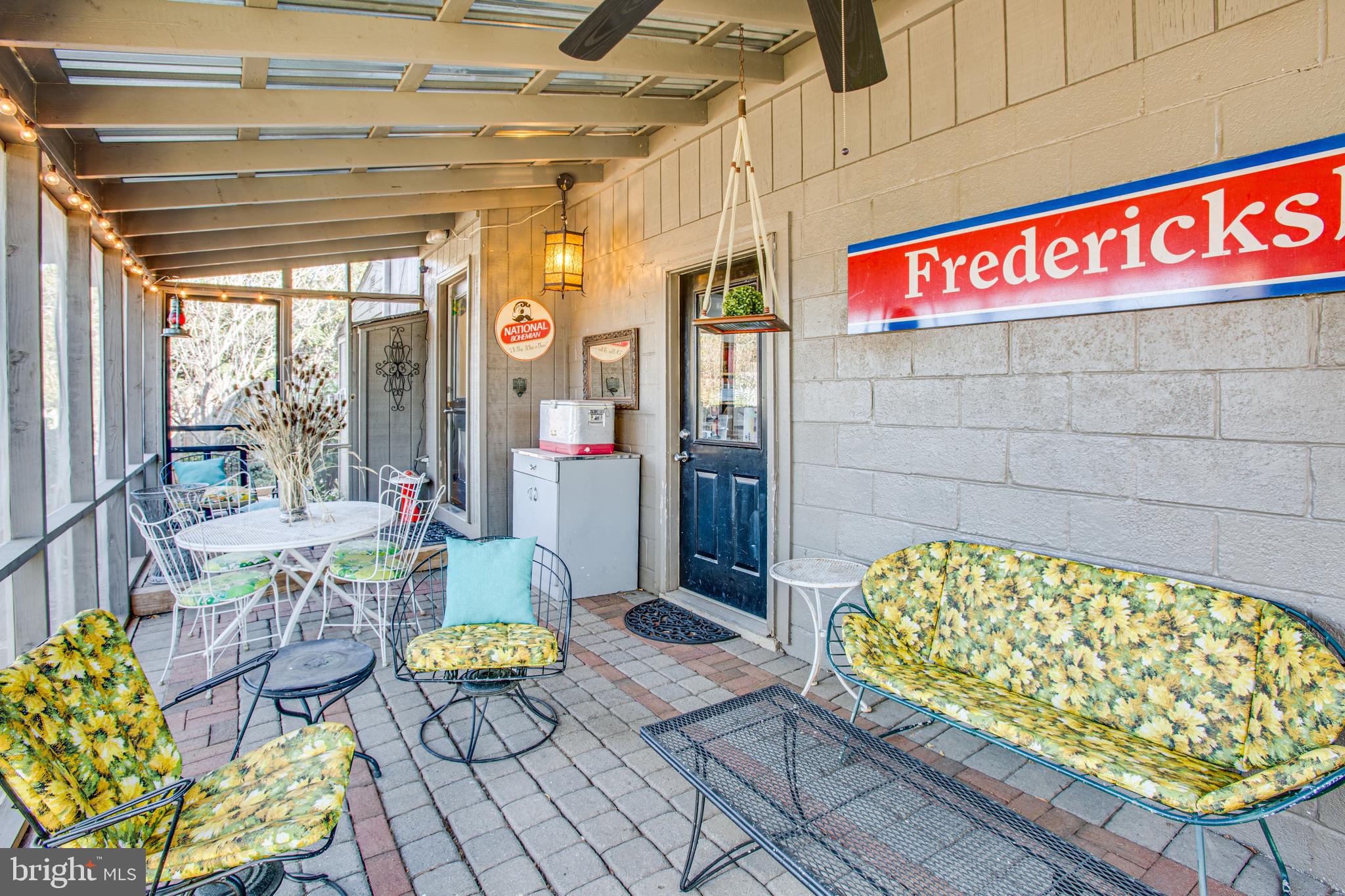 NORMANDY VILLAGE - Residential