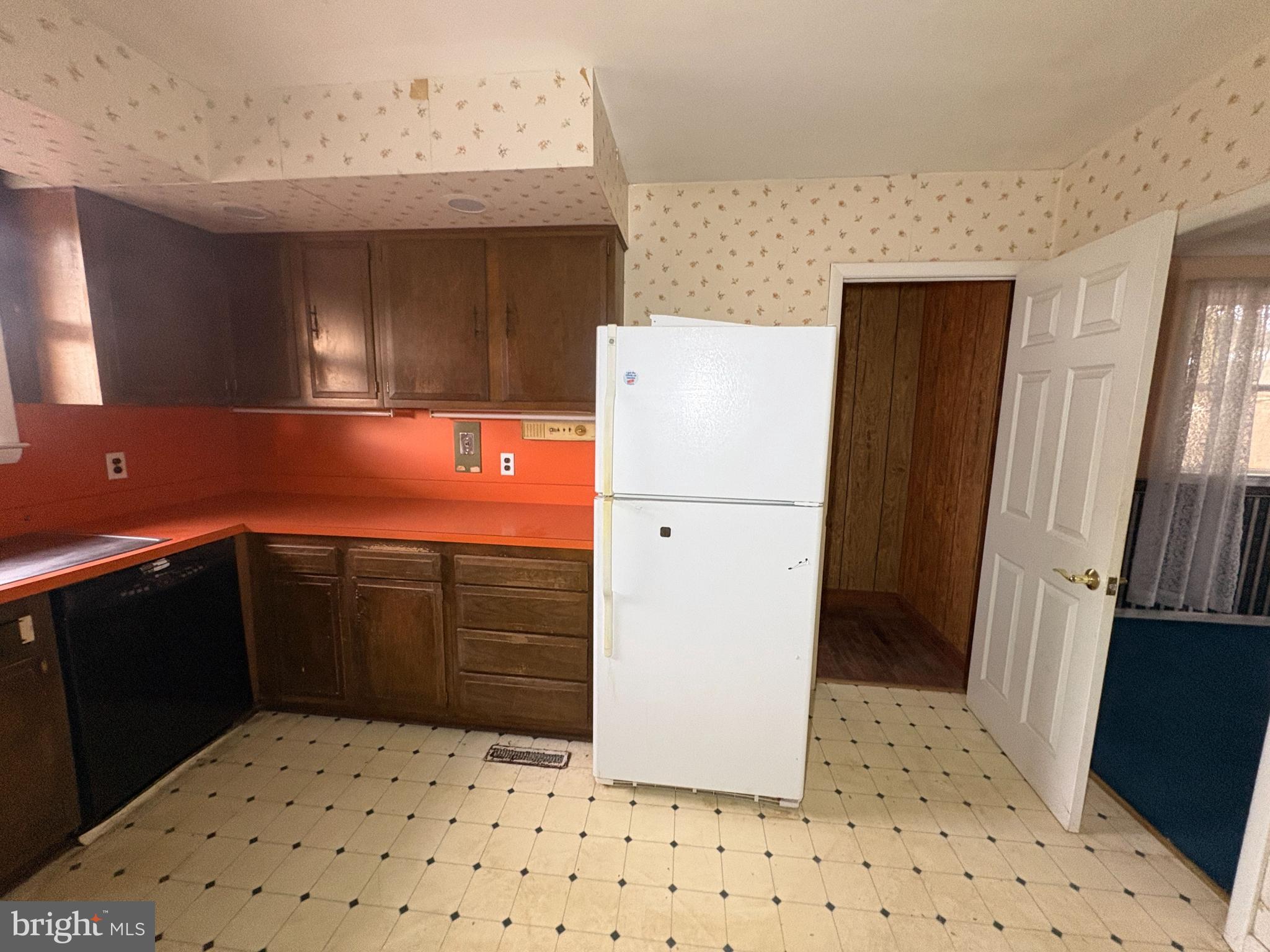 GREENDALE ESTATES - Residential