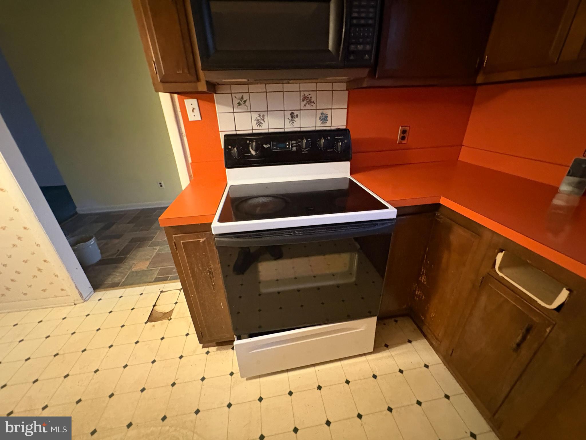 GREENDALE ESTATES - Residential