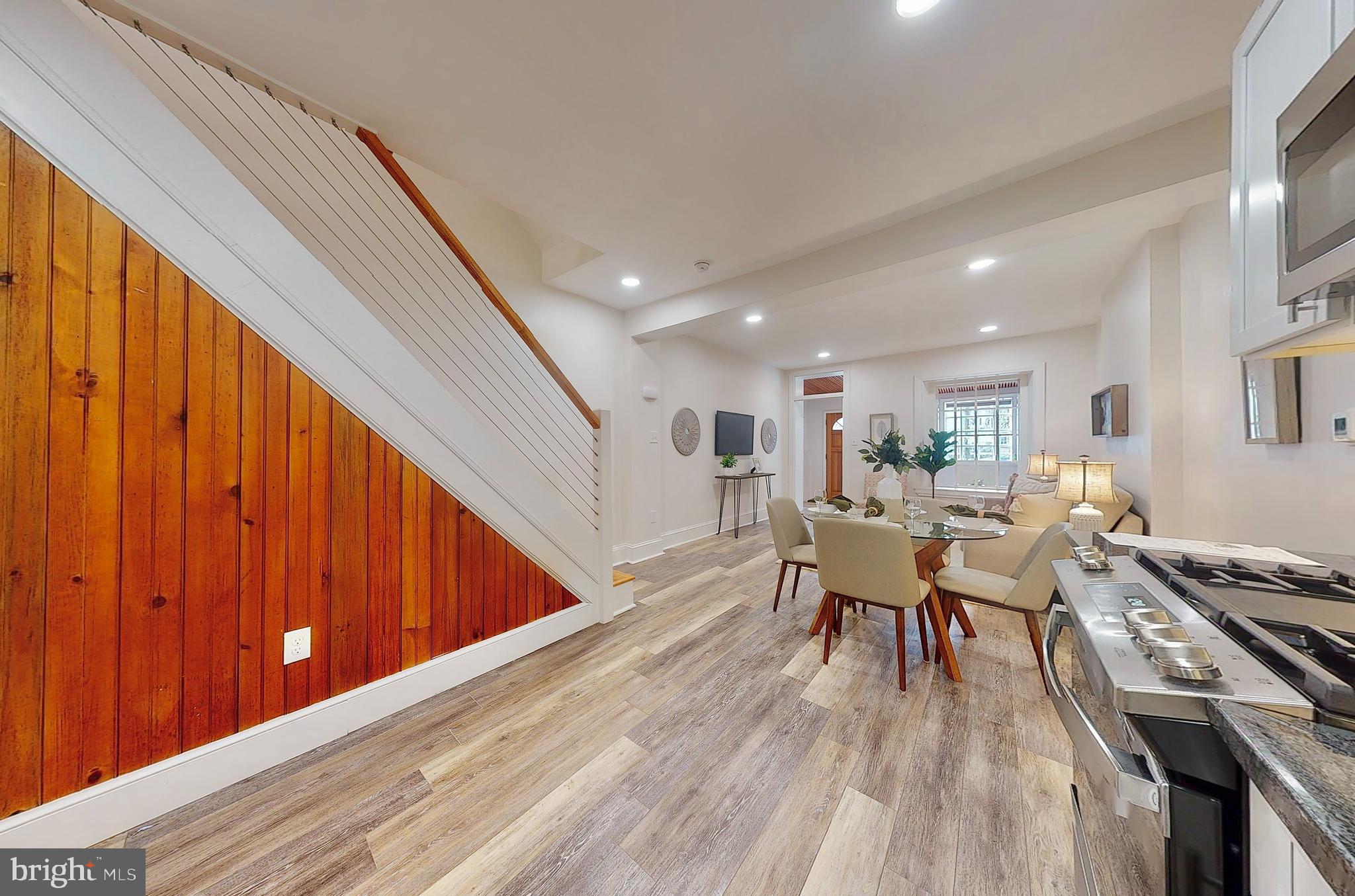 EAST FALLS - Residential