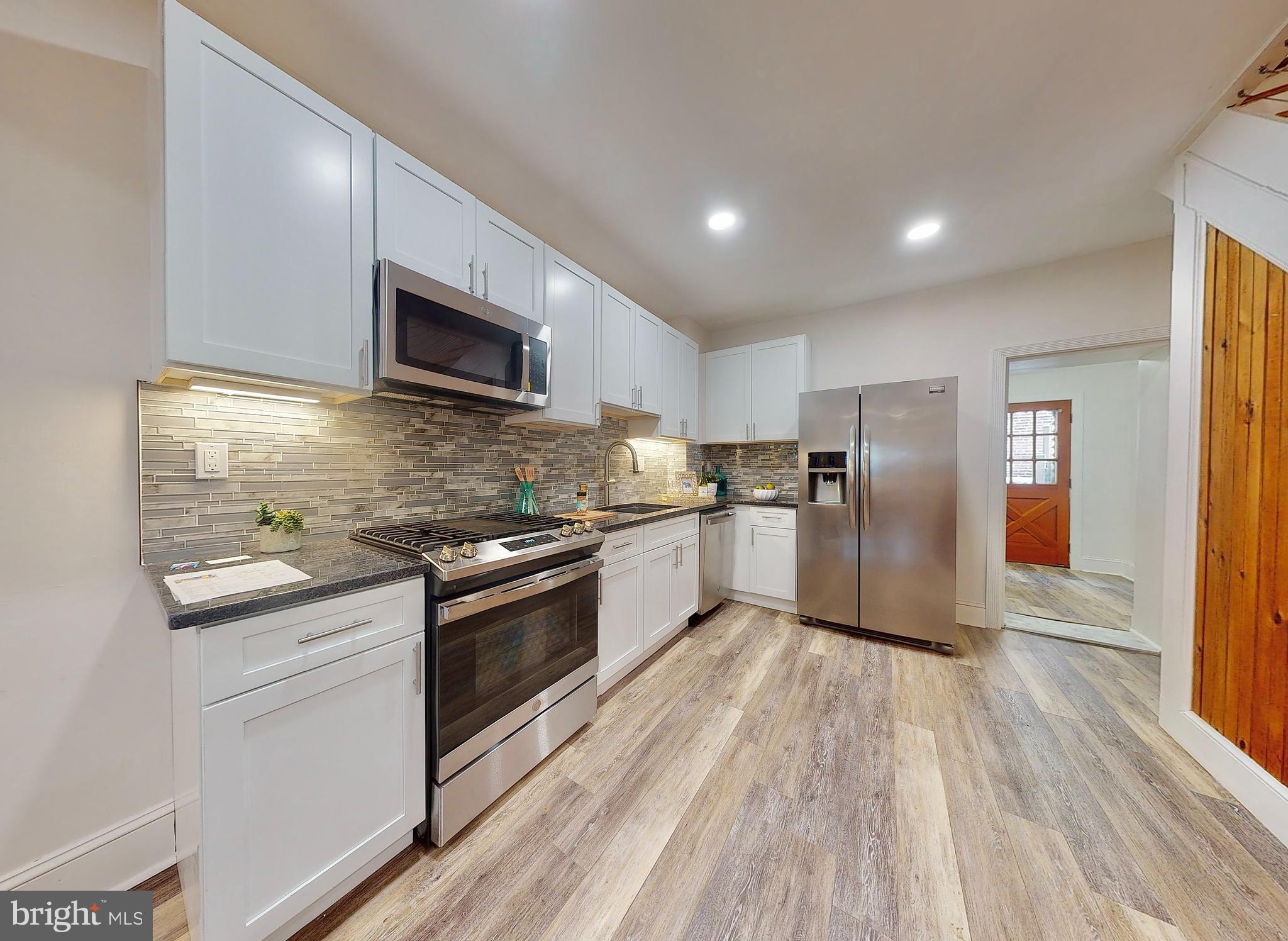 EAST FALLS - Residential