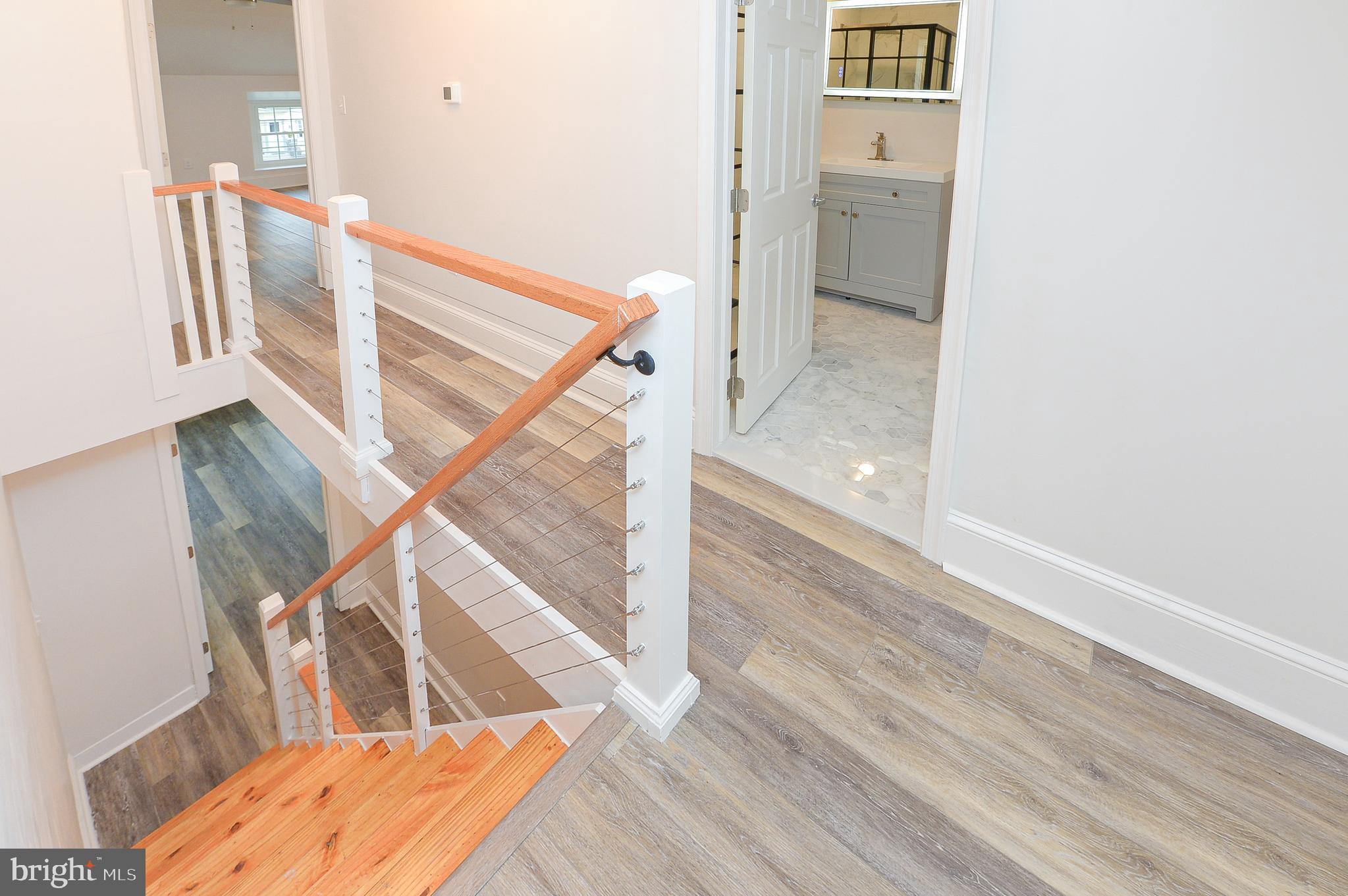 EAST FALLS - Residential