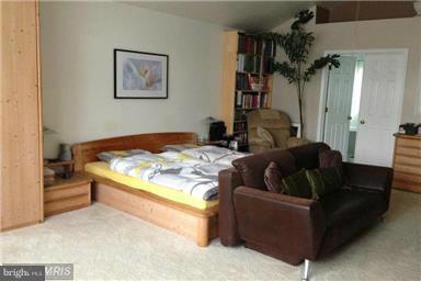 SOUTH HAMPTON SUB - Residential