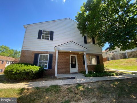 Photo of 6420 Union Court, GLEN BURNIE, MD 21061 (MLS # MDAA2149668)