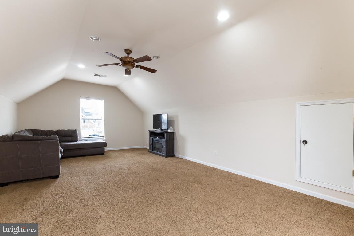 THE RESERVE AT MOORHEAD - Residential