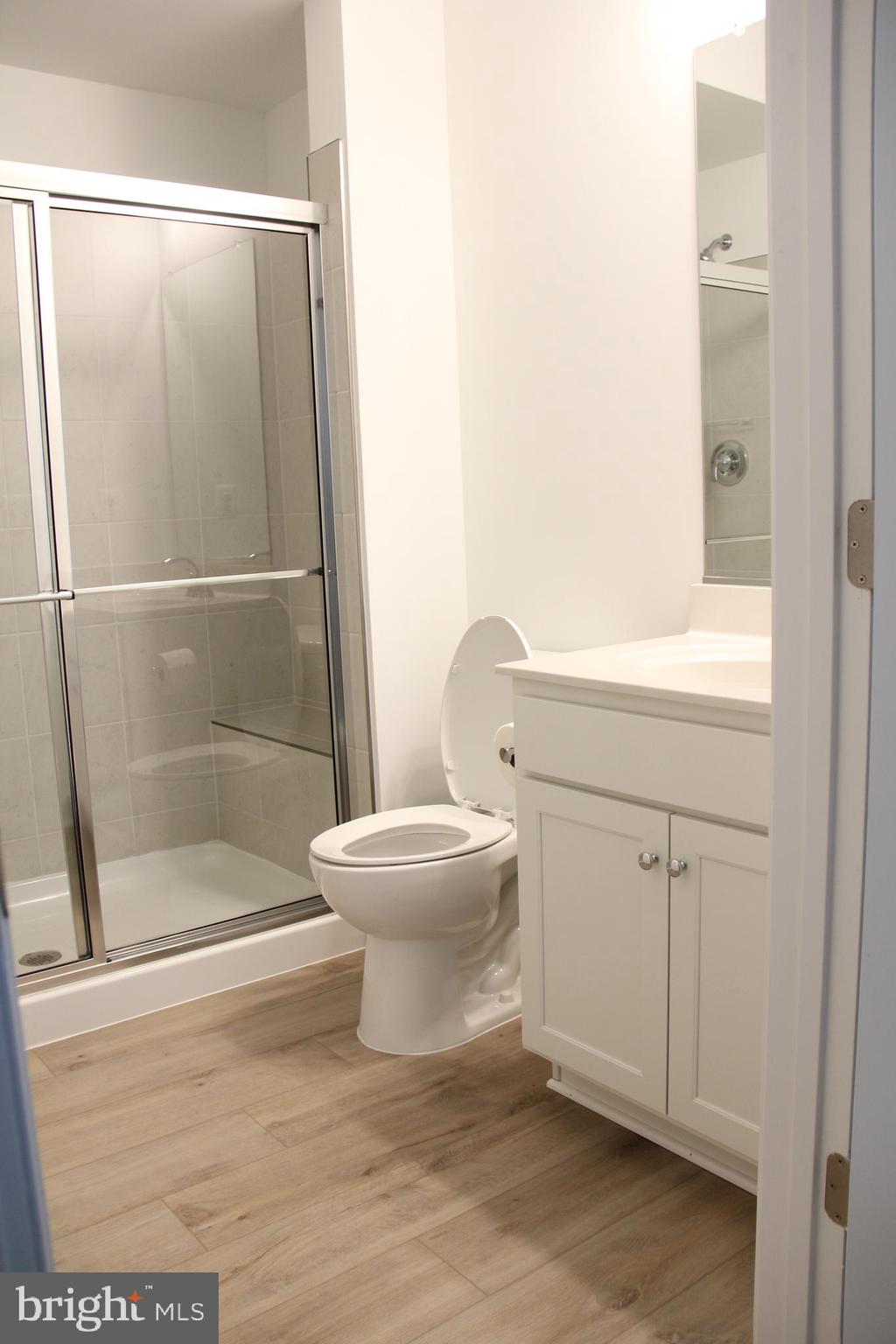 THE BOULEVARDS AT WESTFIELDS - Residential Lease