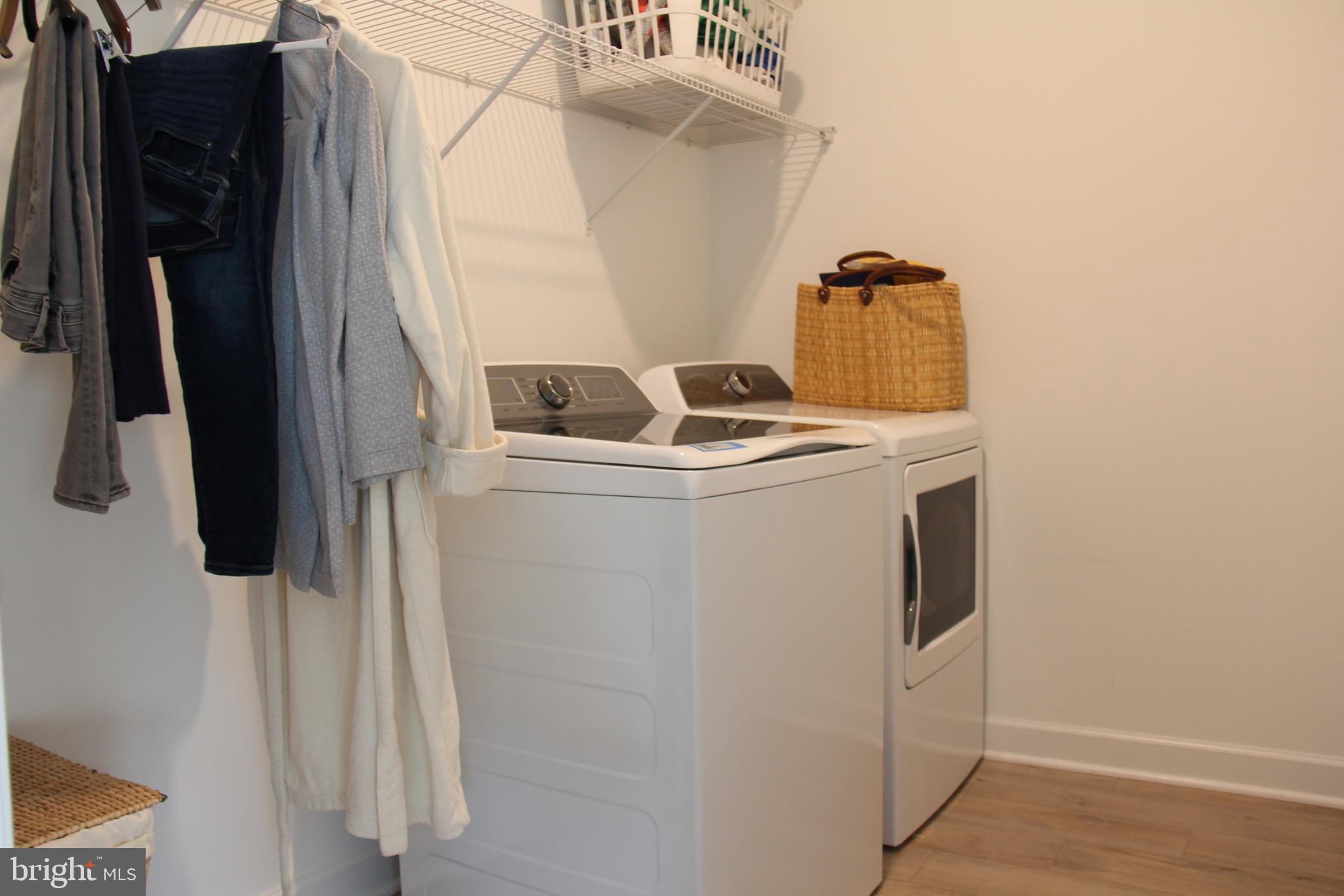 THE BOULEVARDS AT WESTFIELDS - Residential Lease