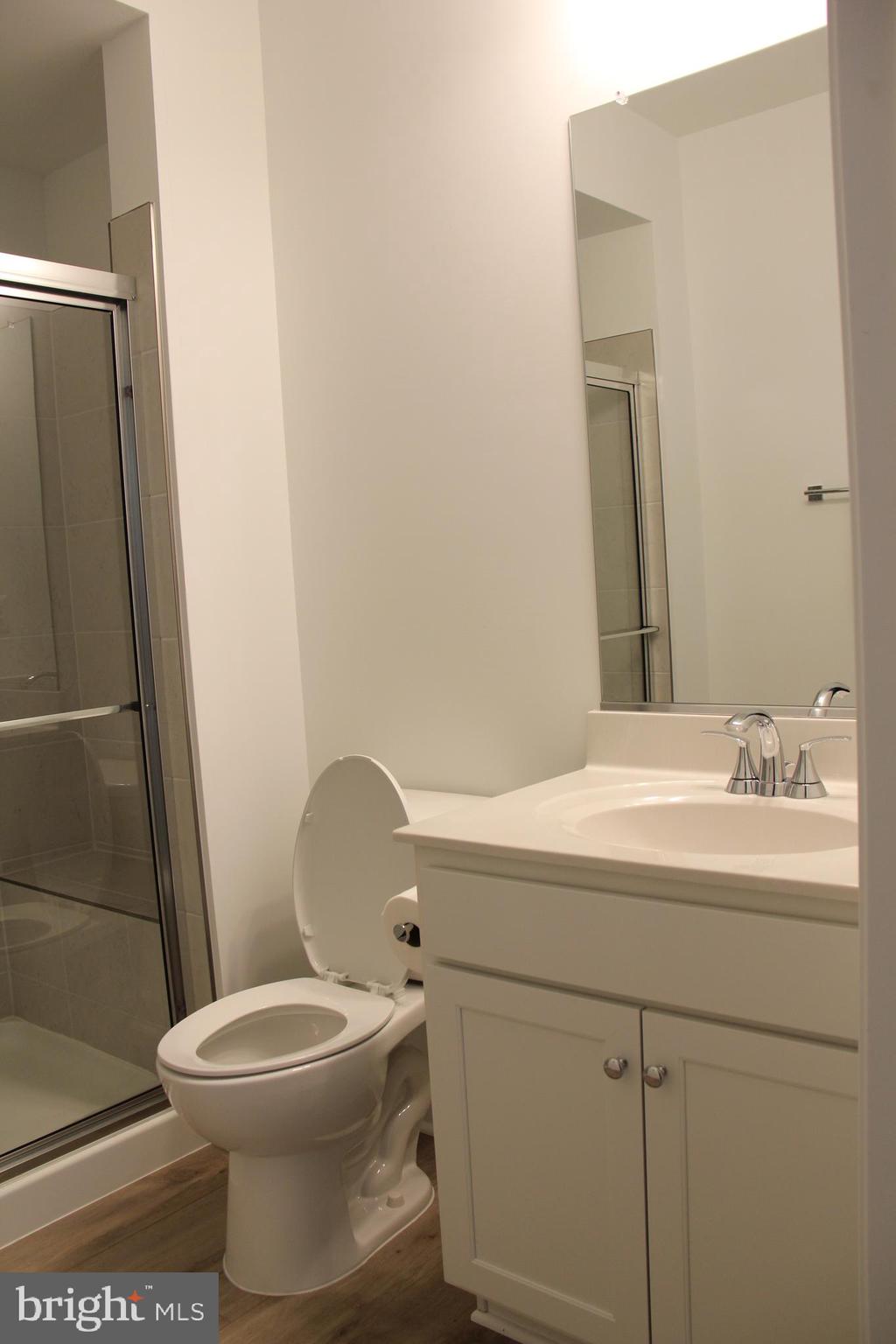 THE BOULEVARDS AT WESTFIELDS - Residential Lease