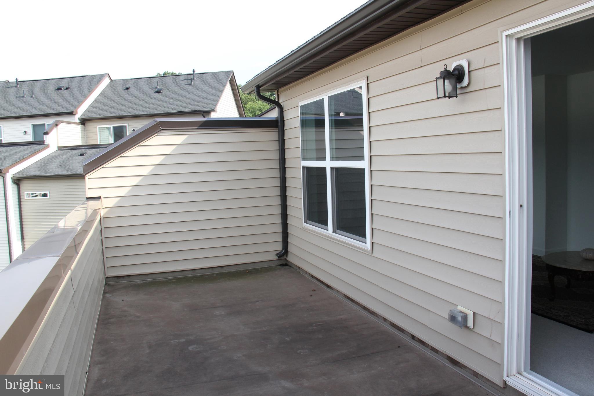 THE BOULEVARDS AT WESTFIELDS - Residential Lease