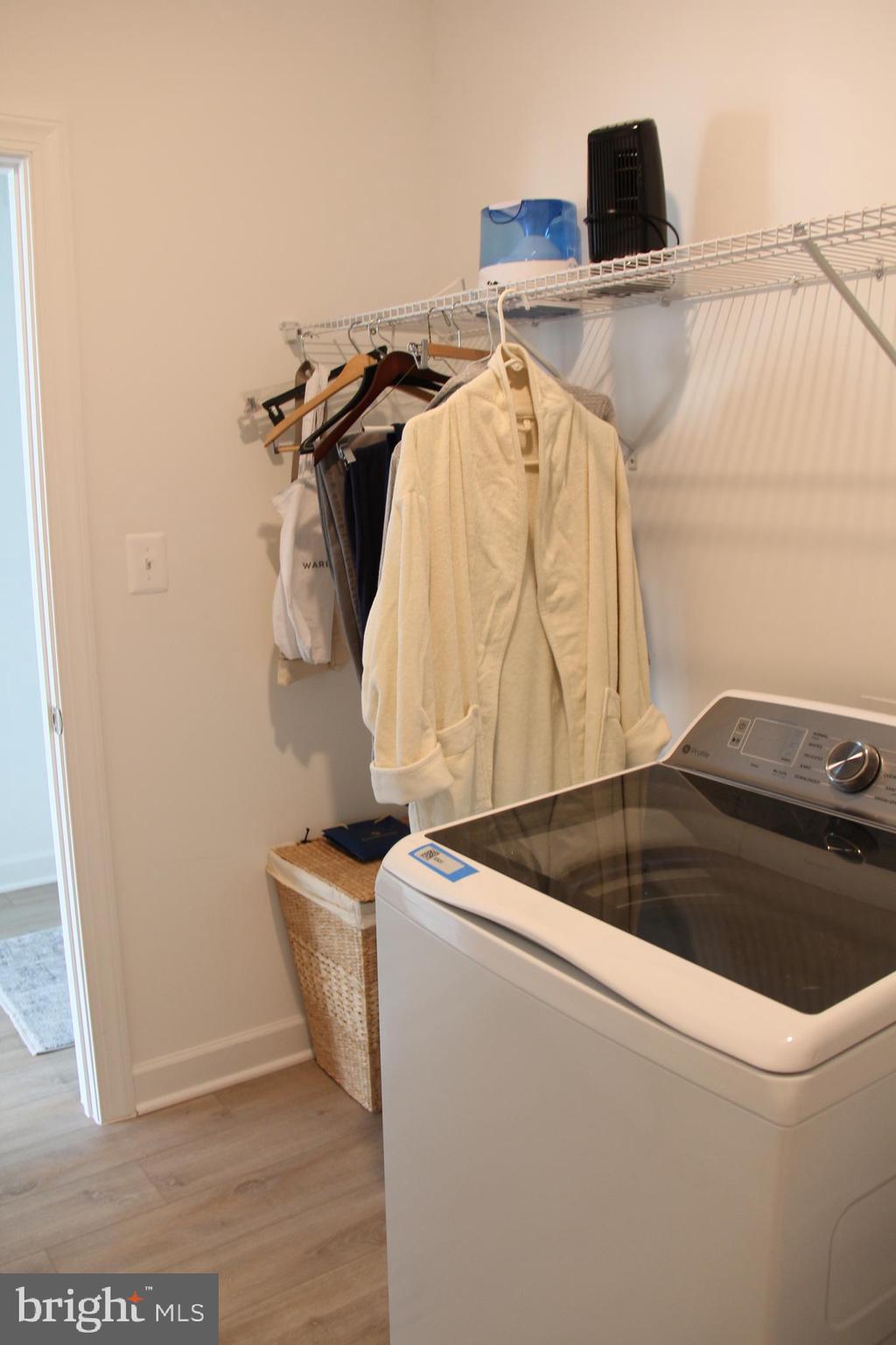 THE BOULEVARDS AT WESTFIELDS - Residential Lease