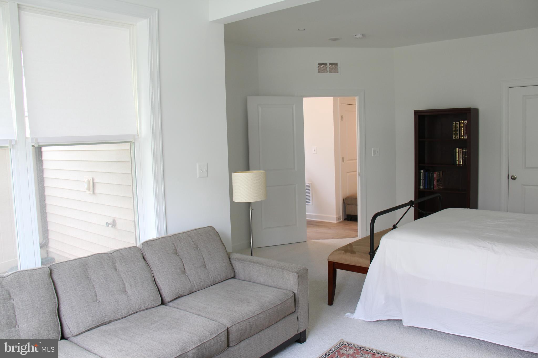 THE BOULEVARDS AT WESTFIELDS - Residential Lease