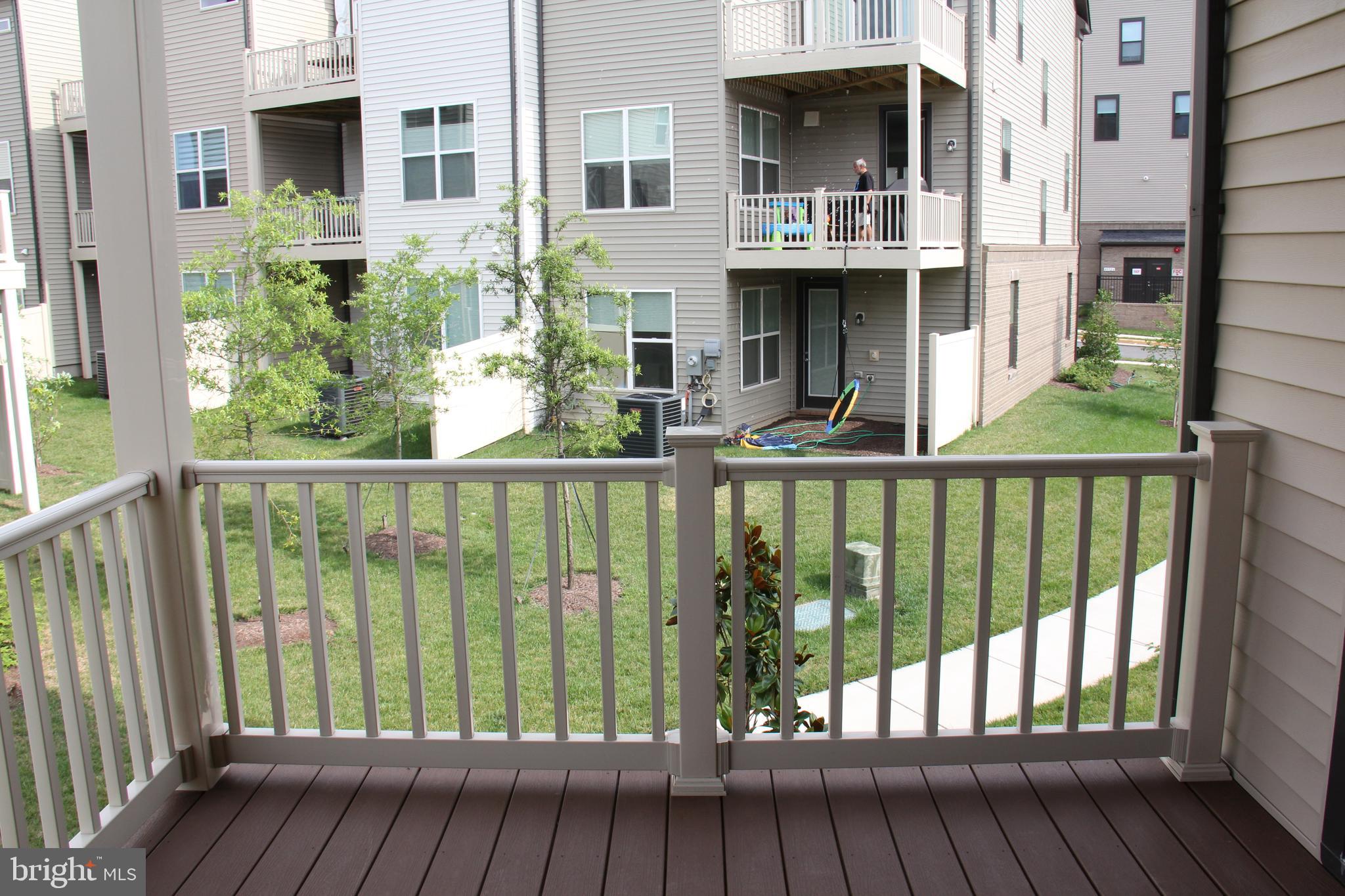 THE BOULEVARDS AT WESTFIELDS - Residential Lease