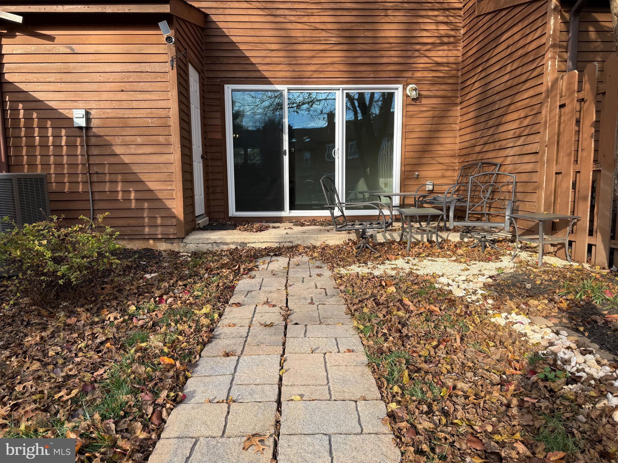 PERKIOMEN WOODS - Residential Lease