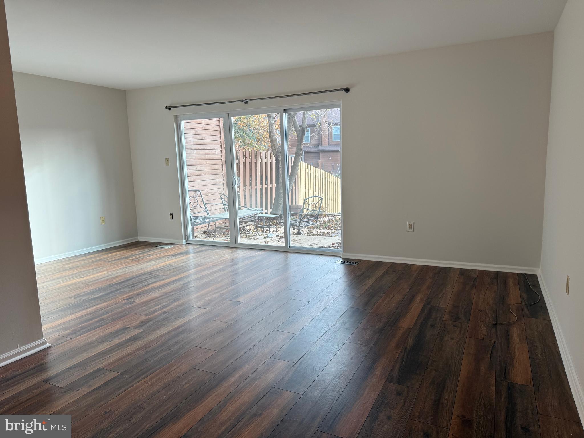 PERKIOMEN WOODS - Residential Lease