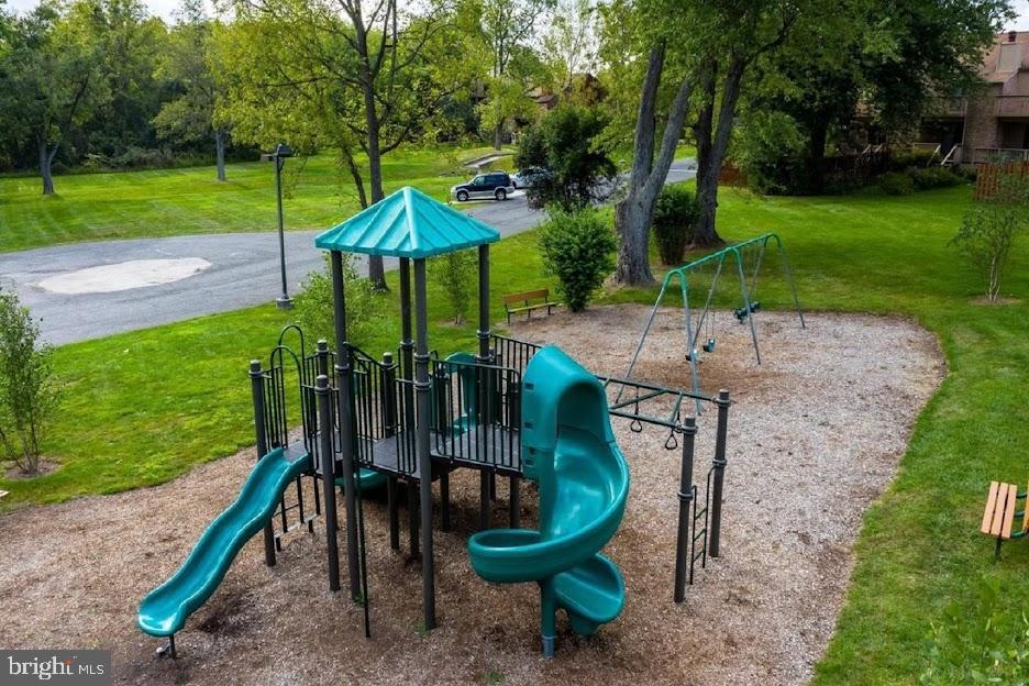 PERKIOMEN WOODS - Residential Lease