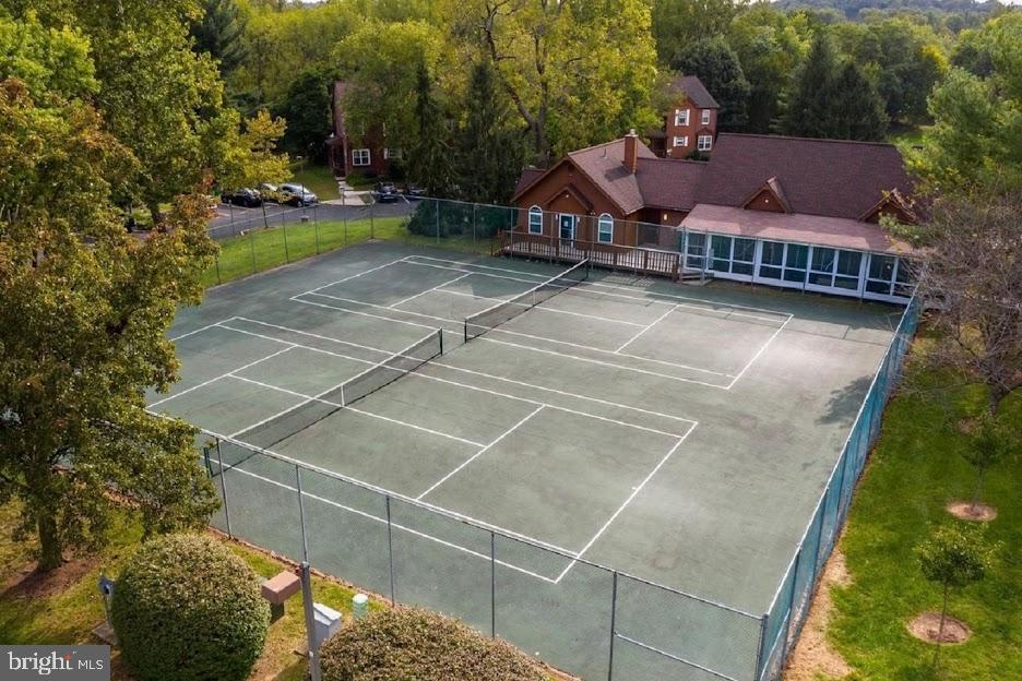 PERKIOMEN WOODS - Residential Lease