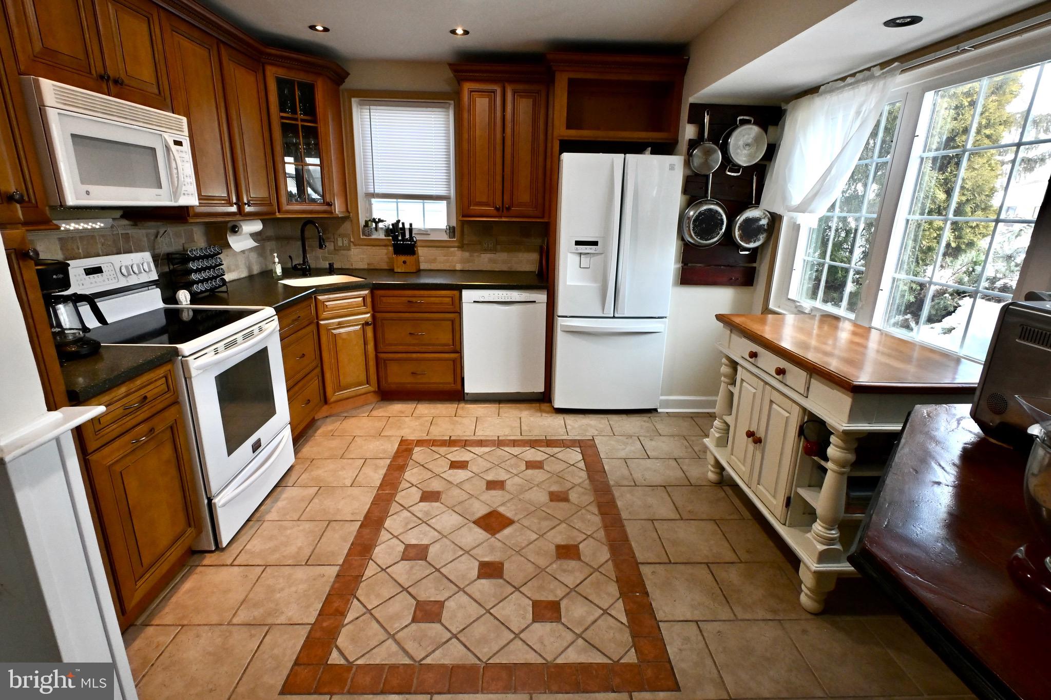 PENN VALLEY MANOR - Residential