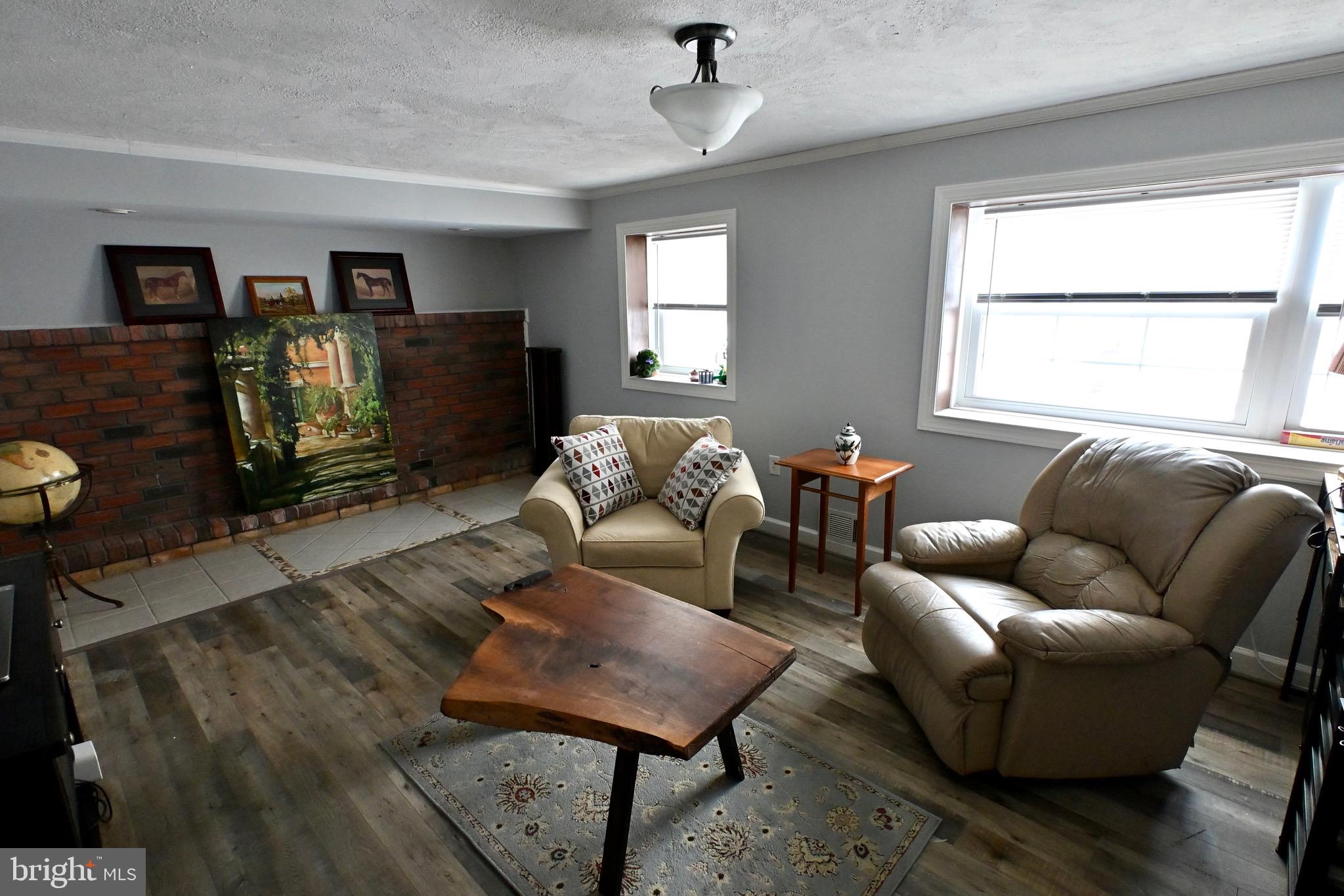 PENN VALLEY MANOR - Residential