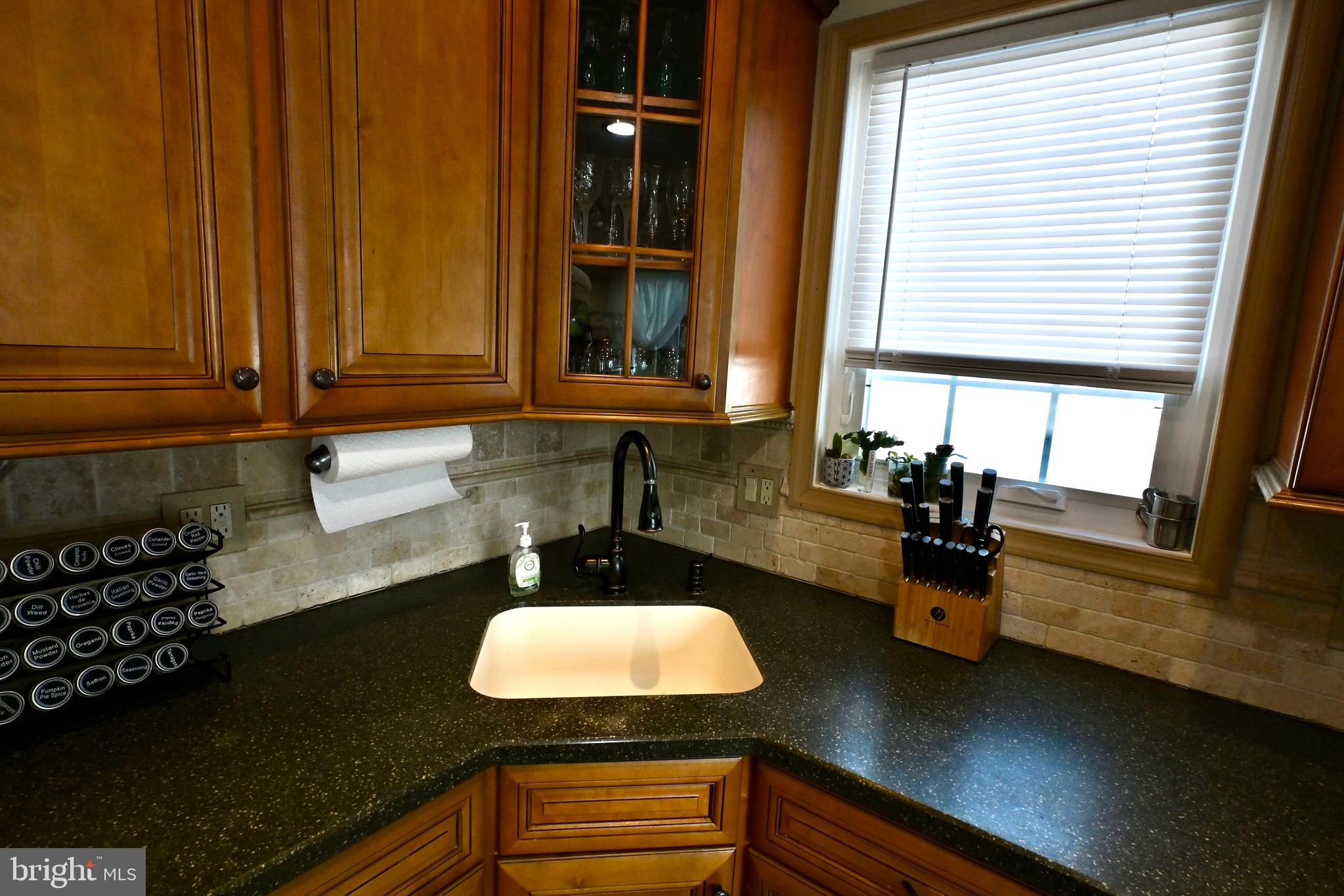 PENN VALLEY MANOR - Residential