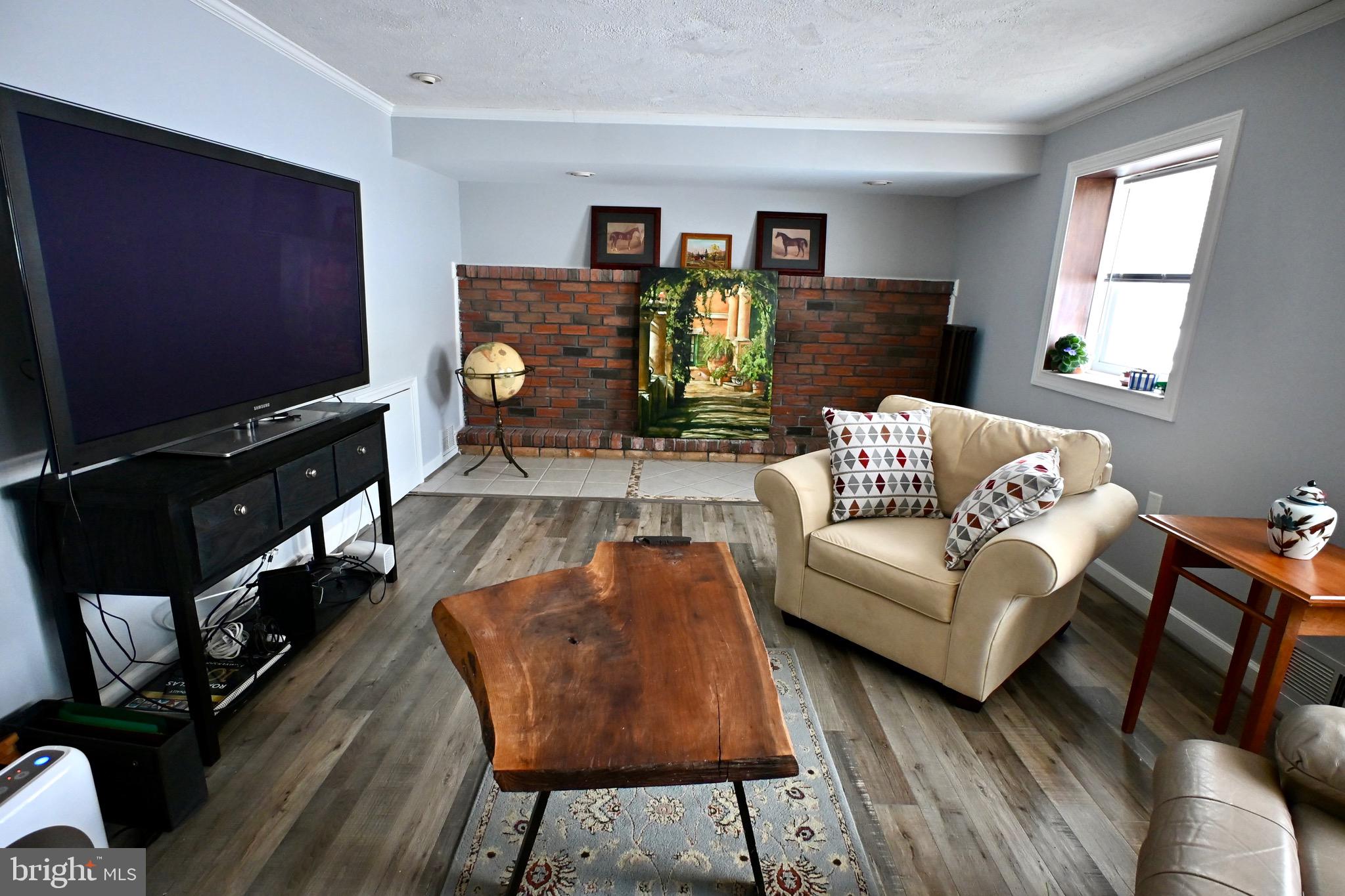 PENN VALLEY MANOR - Residential