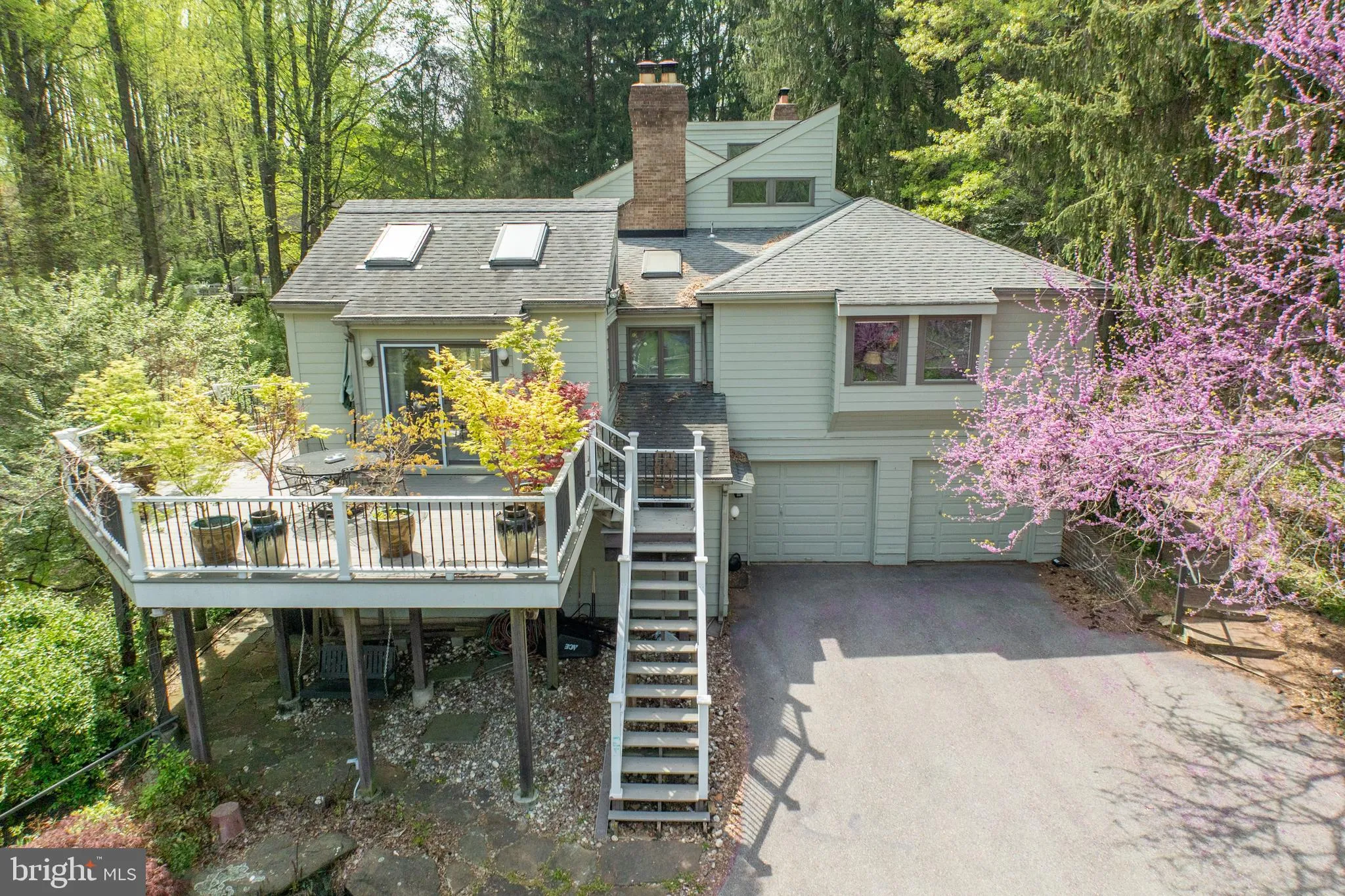 West Chester, Pennsylvania 19382, United States, 4 Bedrooms Bedrooms, ,4 BathroomsBathrooms,Residential,Pending,117953