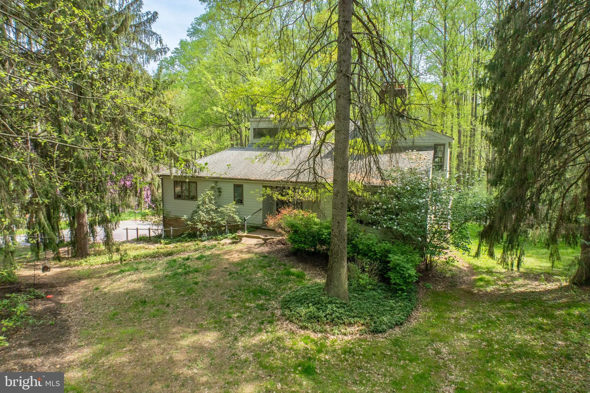 West Chester, Pennsylvania 19382, United States, 4 Bedrooms Bedrooms, ,4 BathroomsBathrooms,Residential,Pending,117953