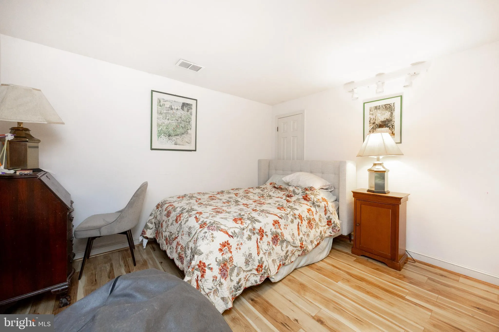 West Chester, Pennsylvania 19382, United States, 4 Bedrooms Bedrooms, ,4 BathroomsBathrooms,Residential,Pending,117953