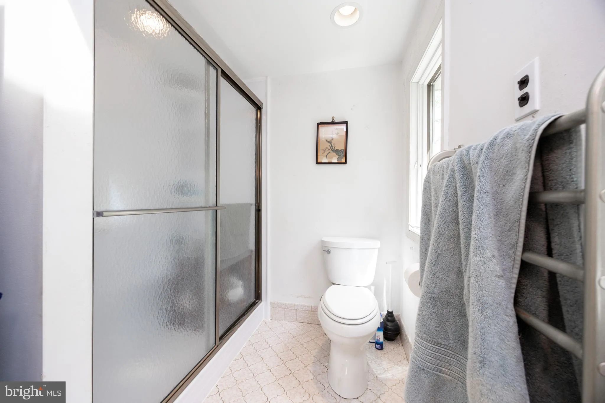 West Chester, Pennsylvania 19382, United States, 4 Bedrooms Bedrooms, ,4 BathroomsBathrooms,Residential,Pending,117953