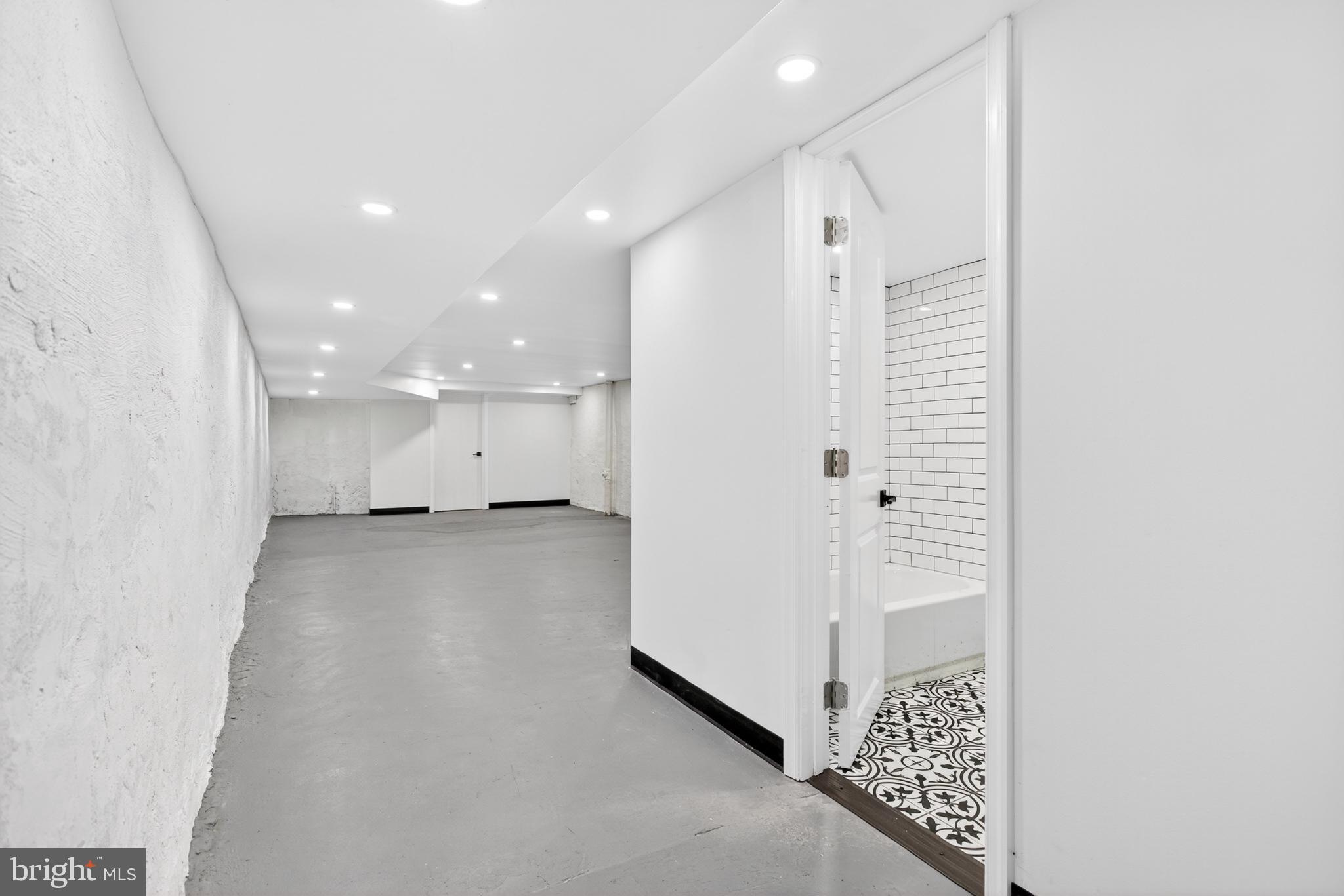 COBBS CREEK - Residential