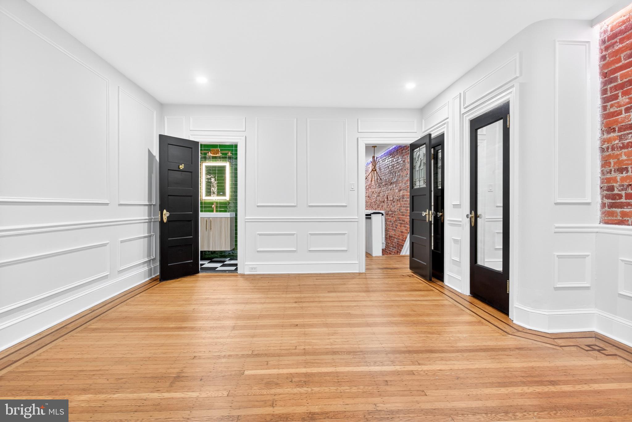 COBBS CREEK - Residential